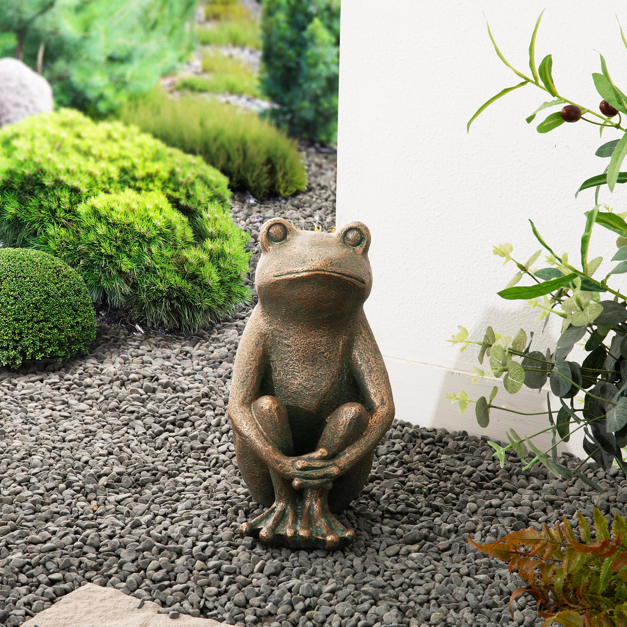 Glitzhome® 12" Resin Bronze Squatting Frog Statue