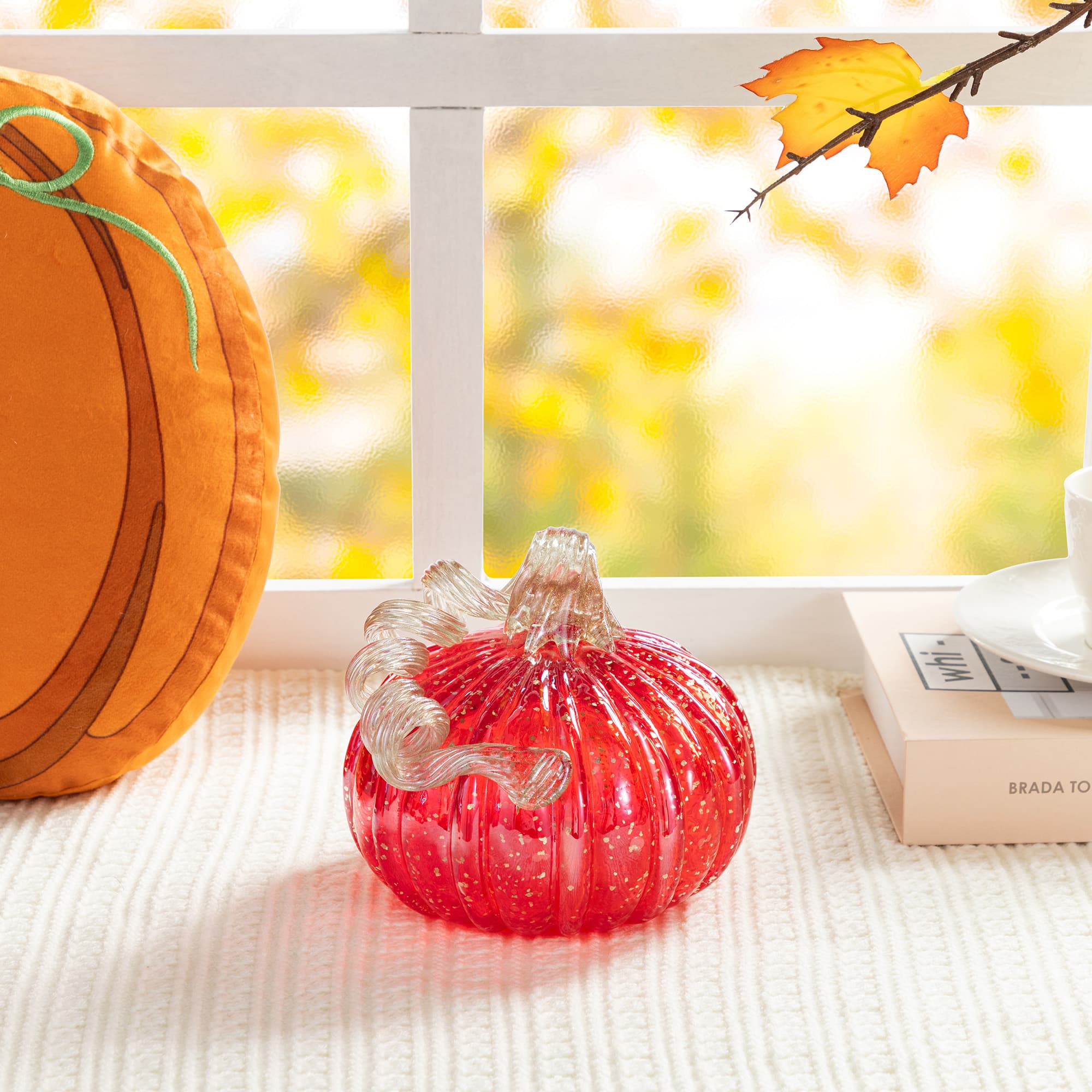 Glitzhome&#xAE; Red Glitter Glass Gourd