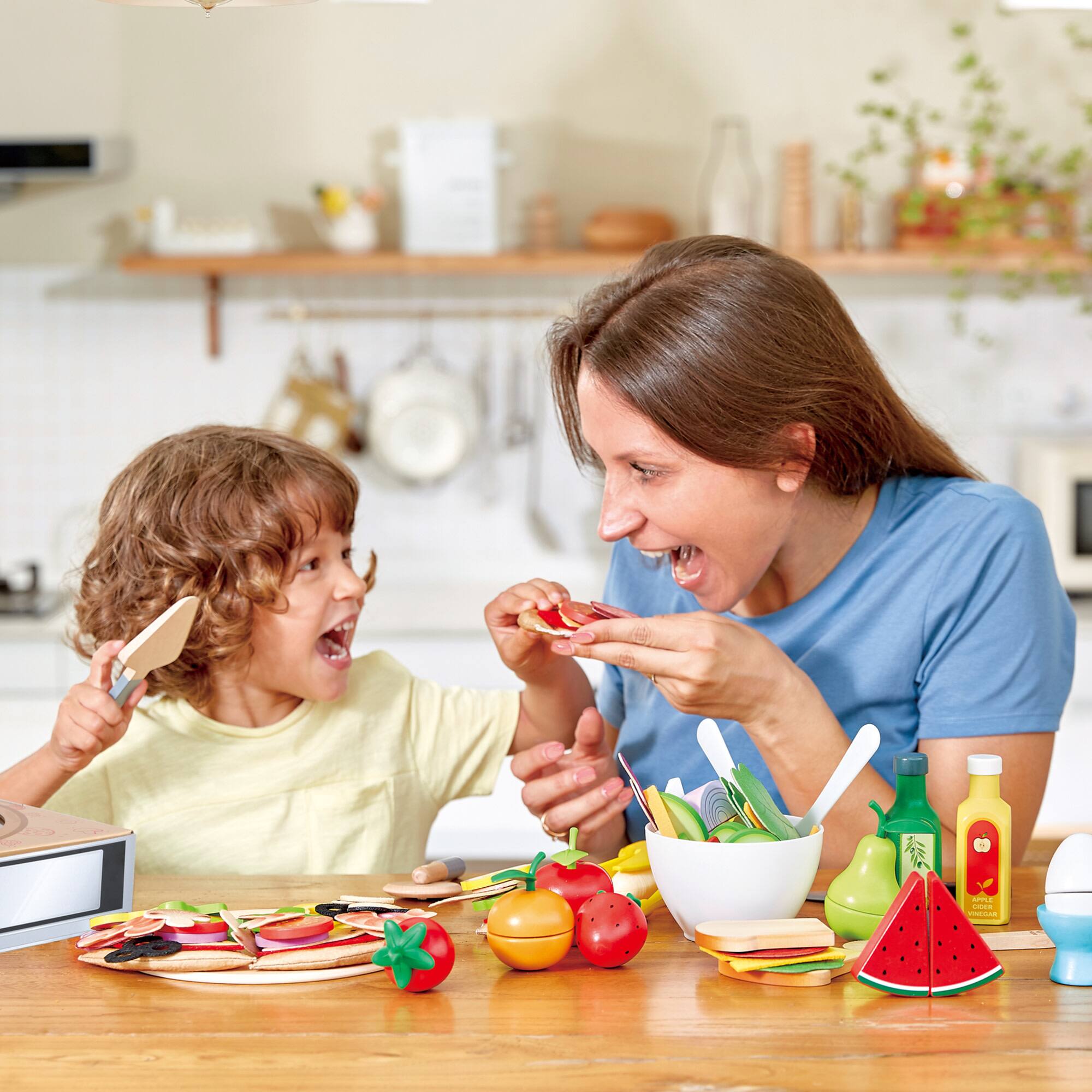 Hape Perfect Pizza Kitchen Food Playset