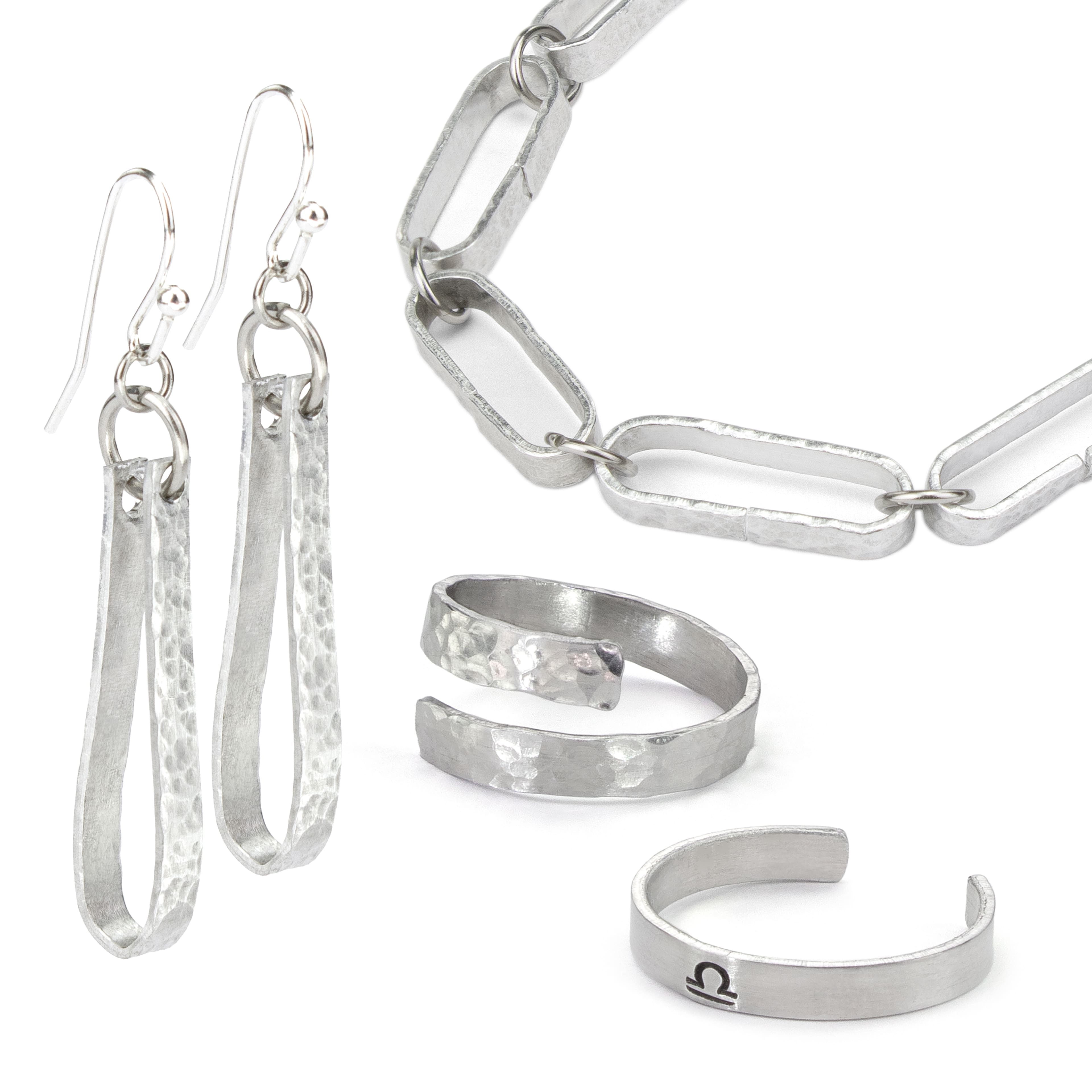 ImpressArt&#xAE; Ring &#x26; Chain Link Blanks, 12ct.