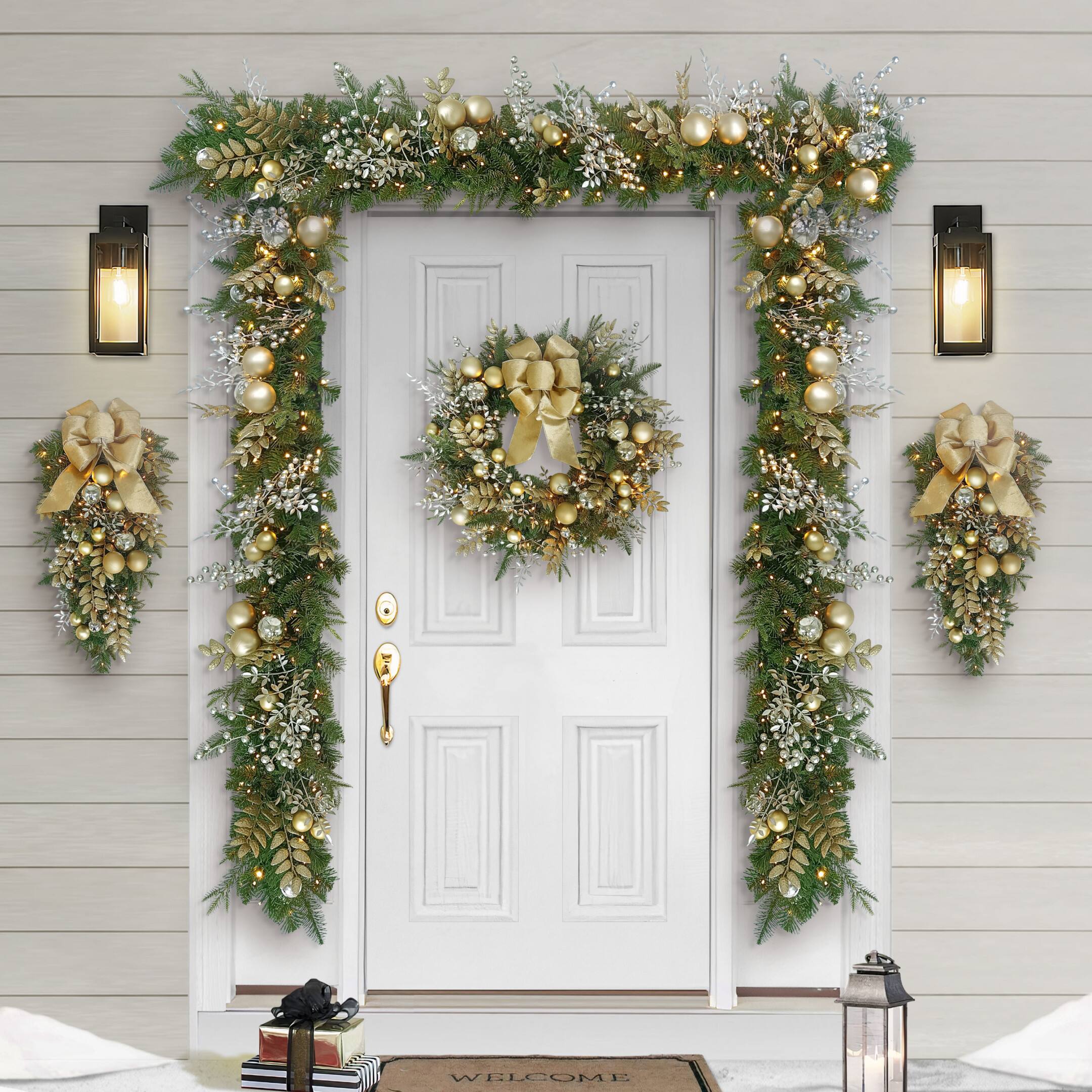 26&#x22; Battery-Operated Pre-Lit Decorated Artificial Wreath with Gold Bow