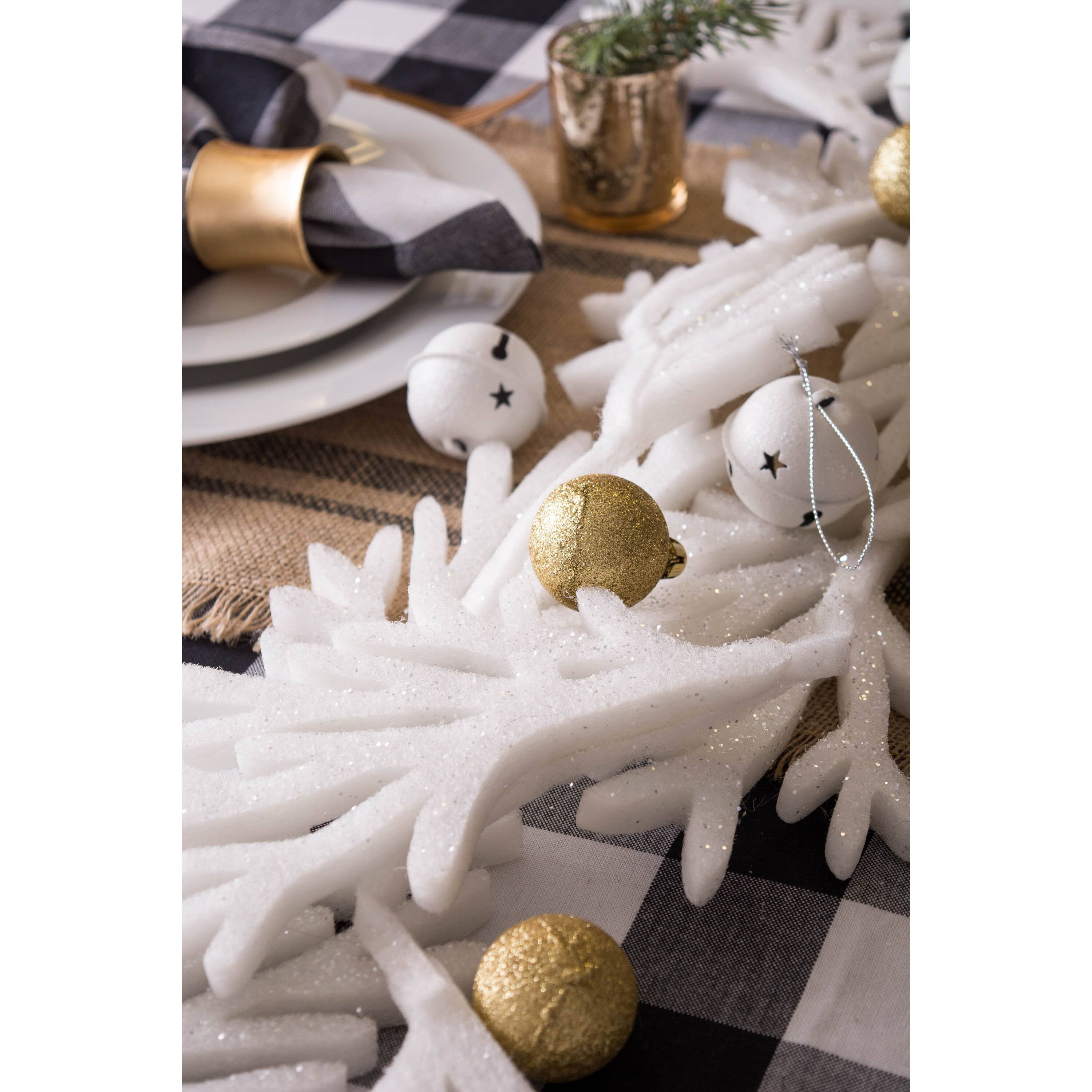 DII&#xAE; 4ft. Hanging Leaves Garland Set