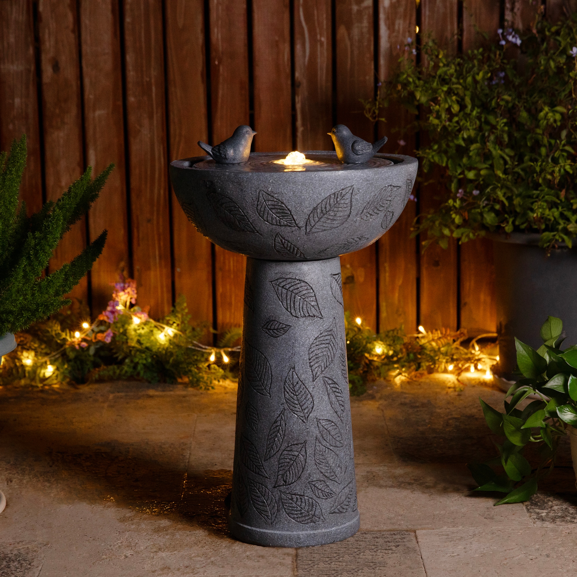 Glitzhome® 27.5" LED Birdbath Outdoor Fountain with Birds