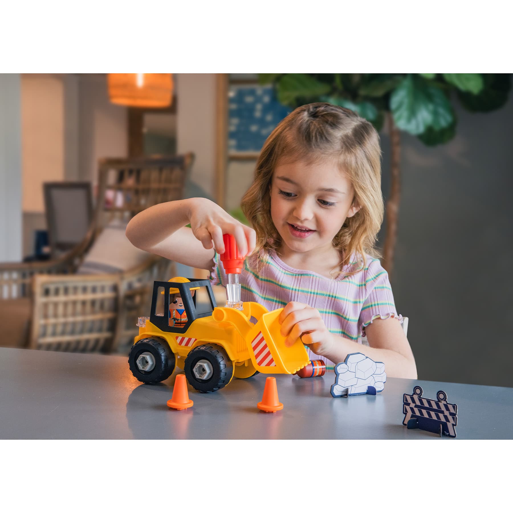 Educational Insights Design & Drill® Bolt Buddies® Bulldozer