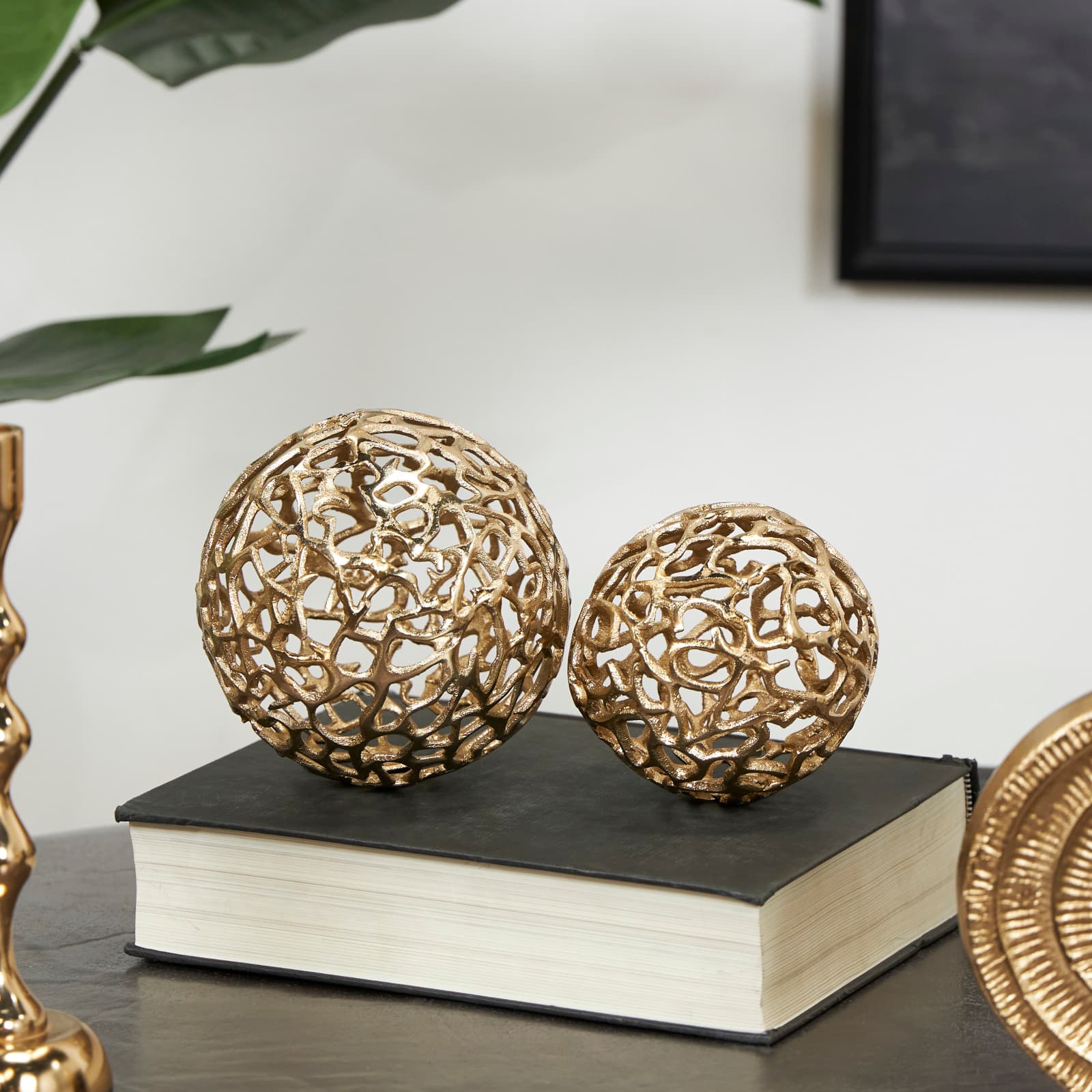 Gold Open Lattice Work Aluminum Decorative Ball Orbs &#x26; Vase Filler Set