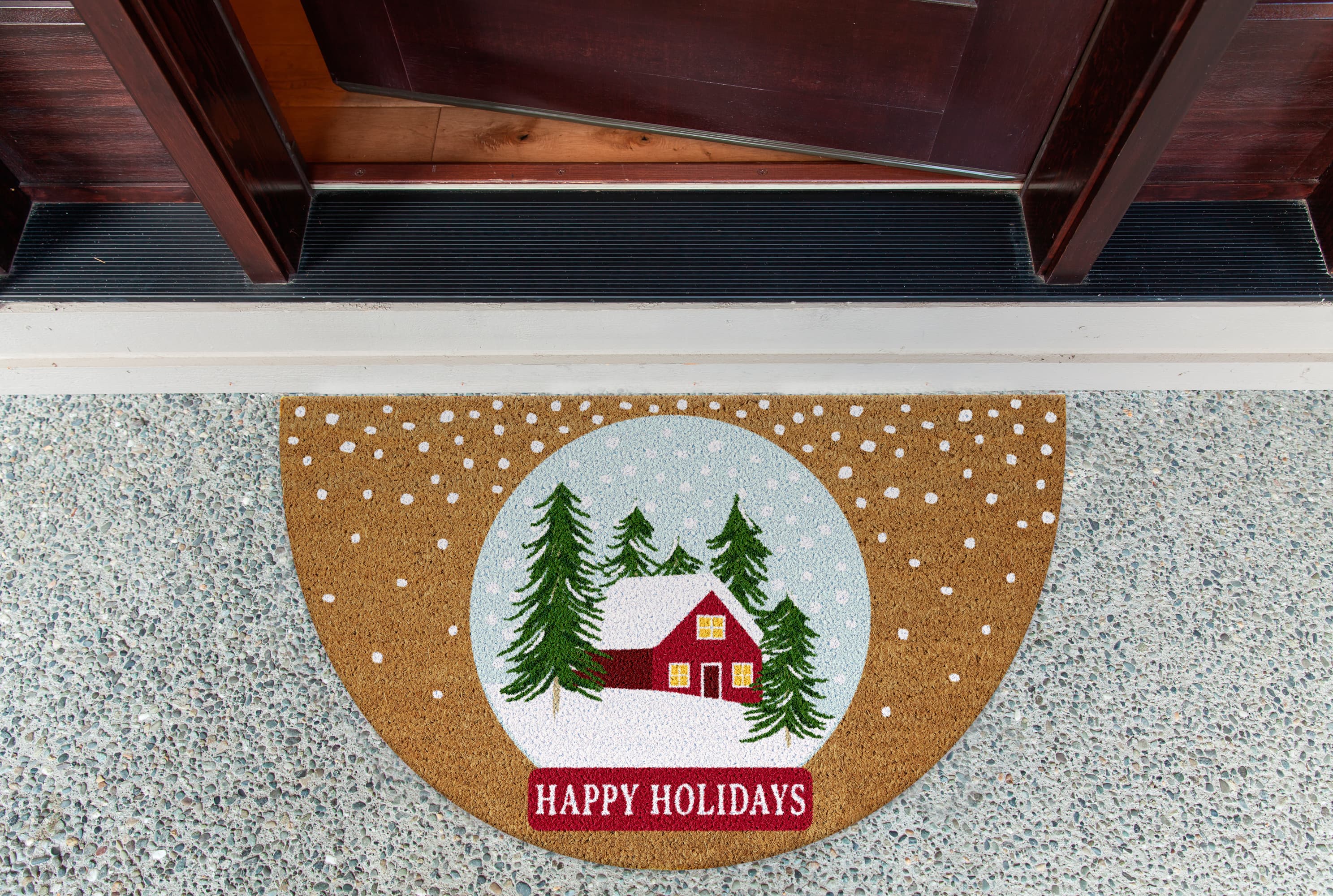 DII&#xAE; Happy Holidays Snowglobe Doormat