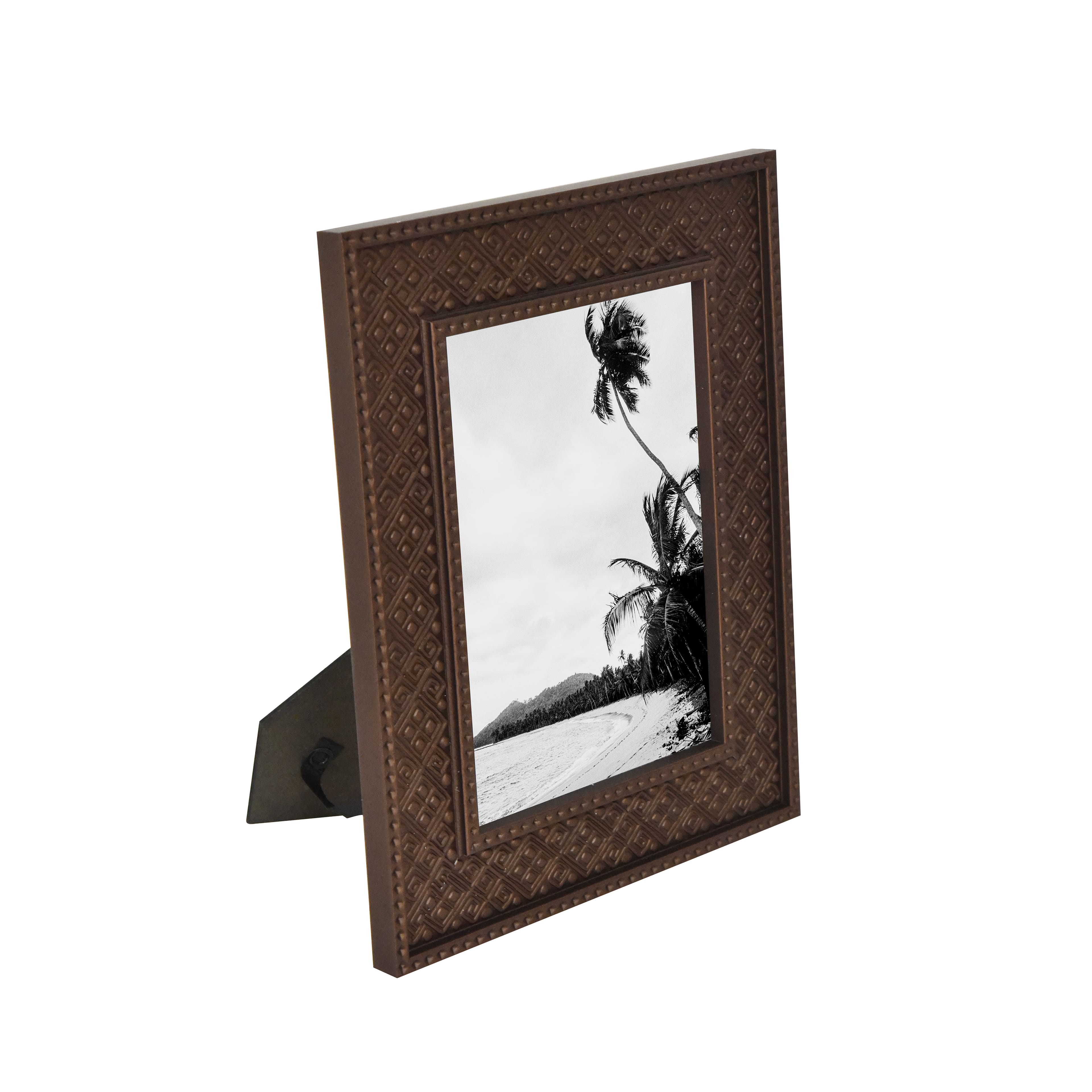 5&#x22; x 7&#x22; Dark Faux Wood Carved Tabletop Frame by Studio D&#xE9;cor&#xAE; Treasured Finds