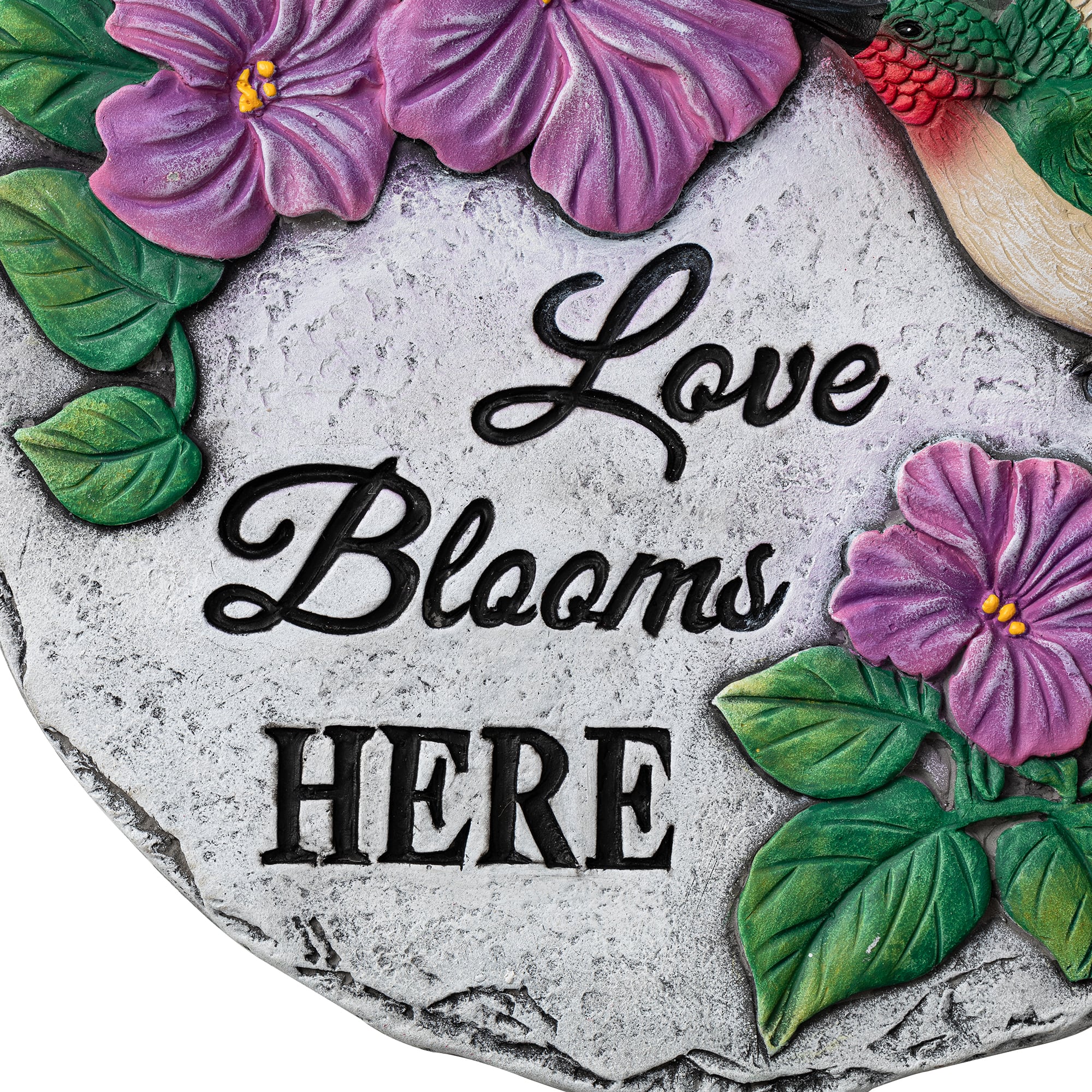 Glitzhome&#xAE; 10&#x22; Cement Hummingbird &#x26; Flower Textured Stepping Stones Set