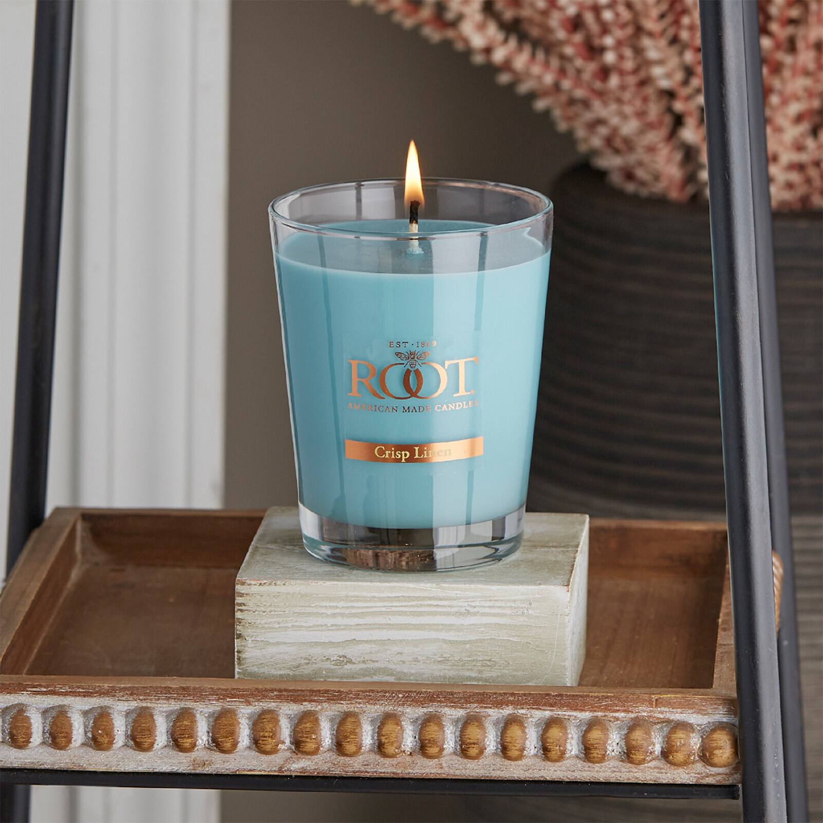 Root Candles 10.5oz. Large Scented Honeycomb Veriglass Jar Candle