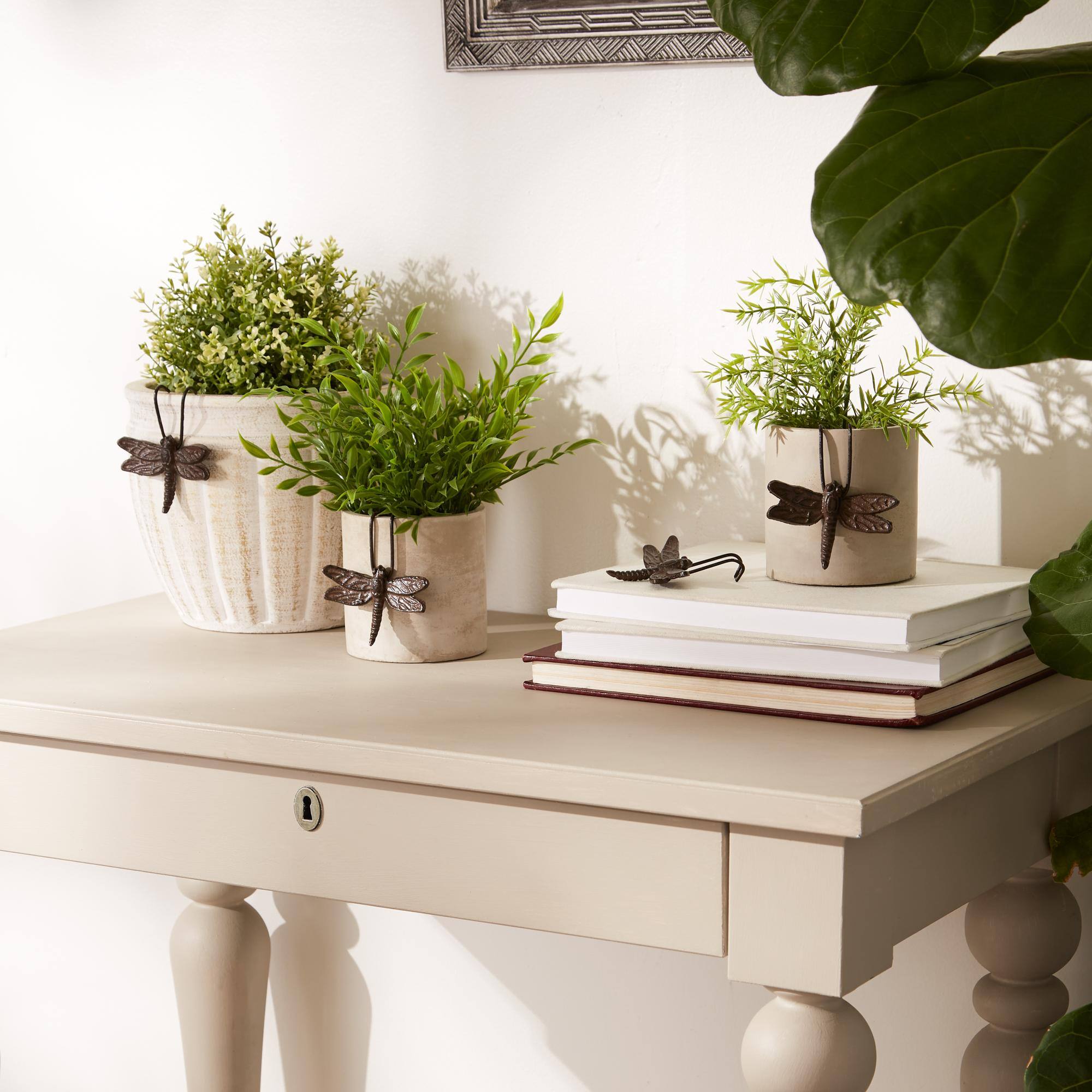 4" Dragonfly Cast Iron Pot Hanger Set, 4ct.