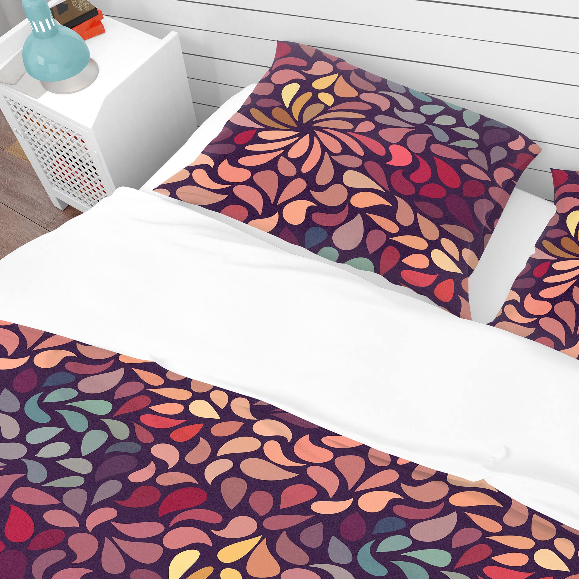 Designart &#x27;Abstract Floral Pattern&#x27; Bohemian &#x26; Eclectic Bedding Set - Duvet Cover &#x26; Shams