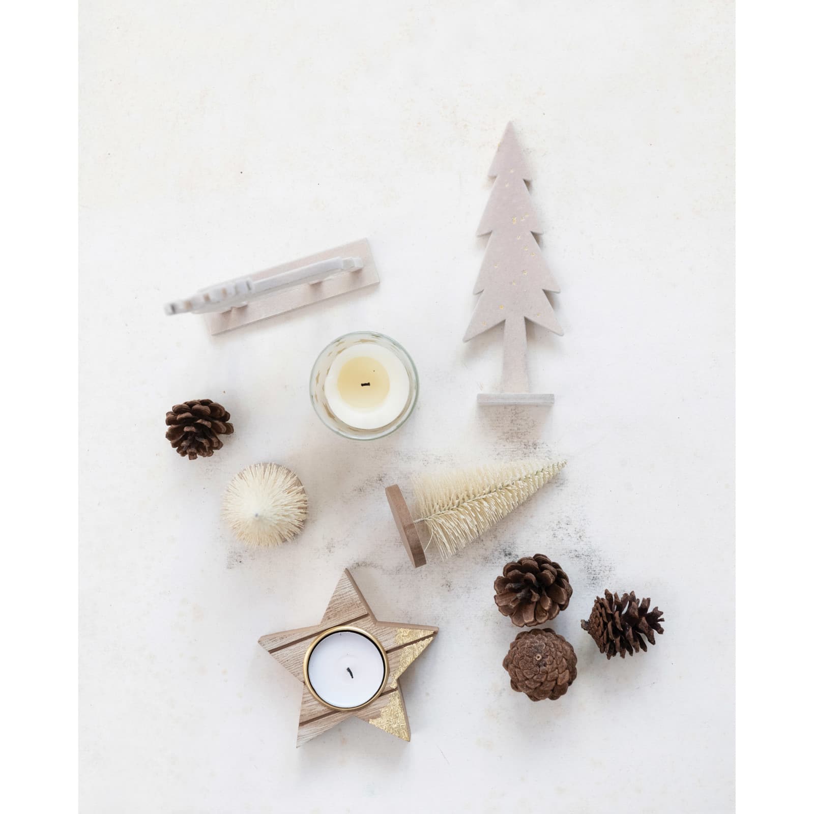 Hello Honey&#xAE; 13 Piece Wood Grain &#x26; Jar Star Candles &#x26; Woodland Icons Candle Garden Kit