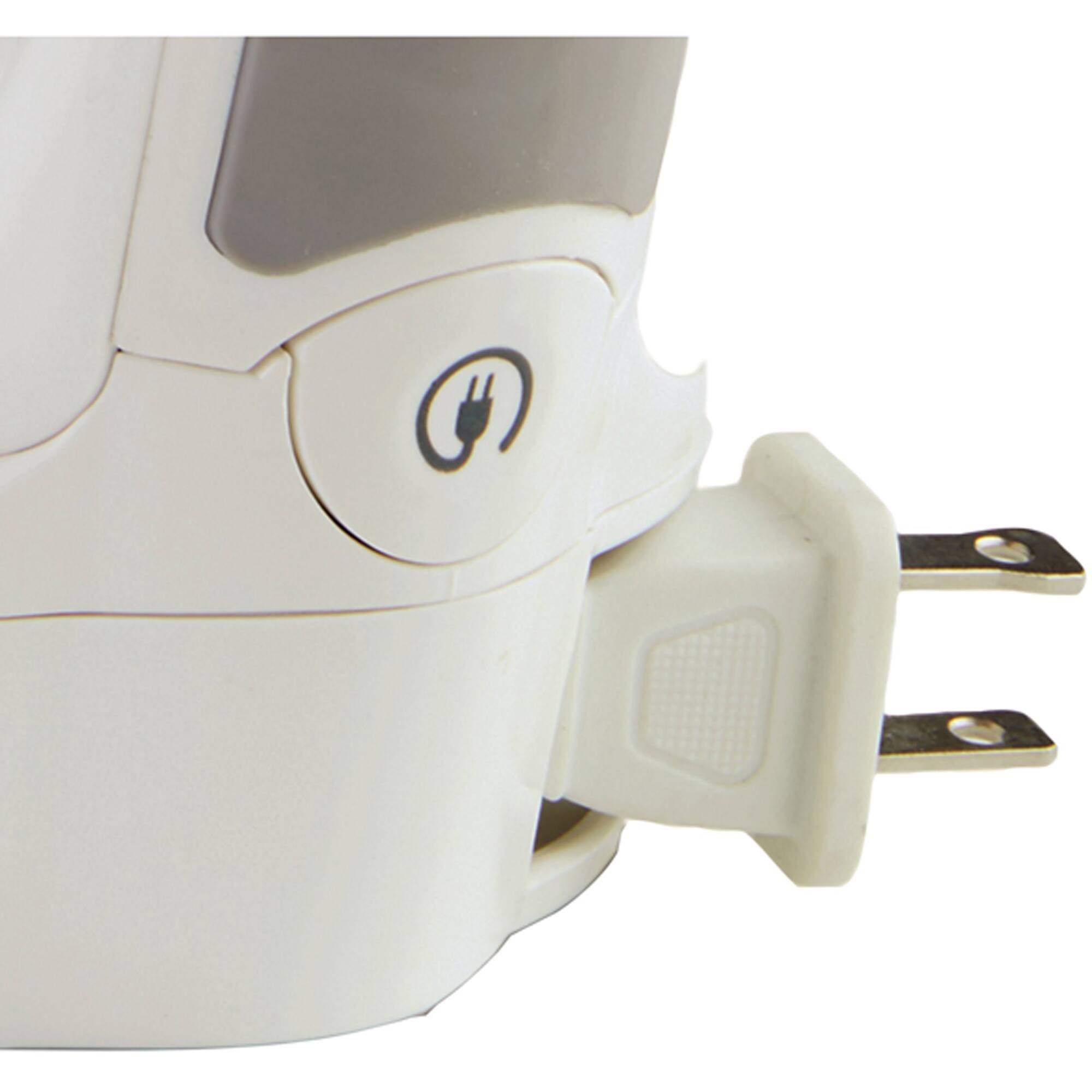 Brentwood 1,200W Nonstick Steam Iron with Retractable Cord