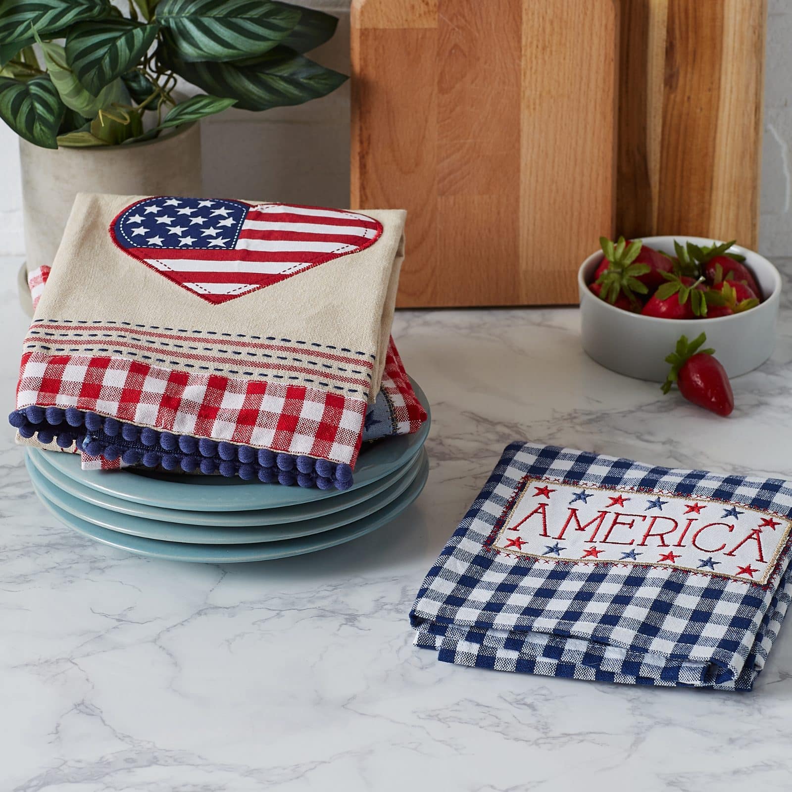 DII&#xAE; Americana Embellished Dishtowel Set