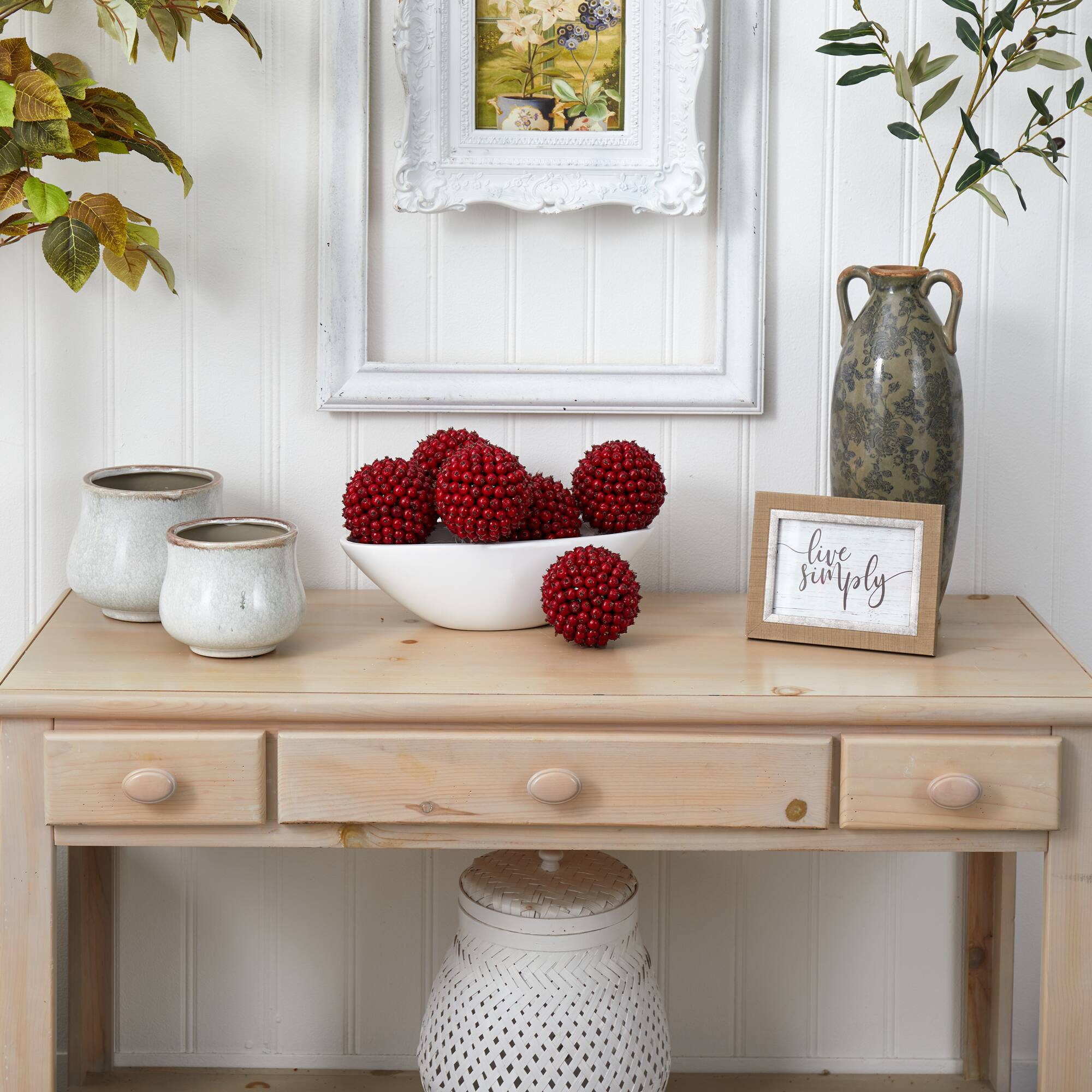 5&#x22; Red Berry Ball Set