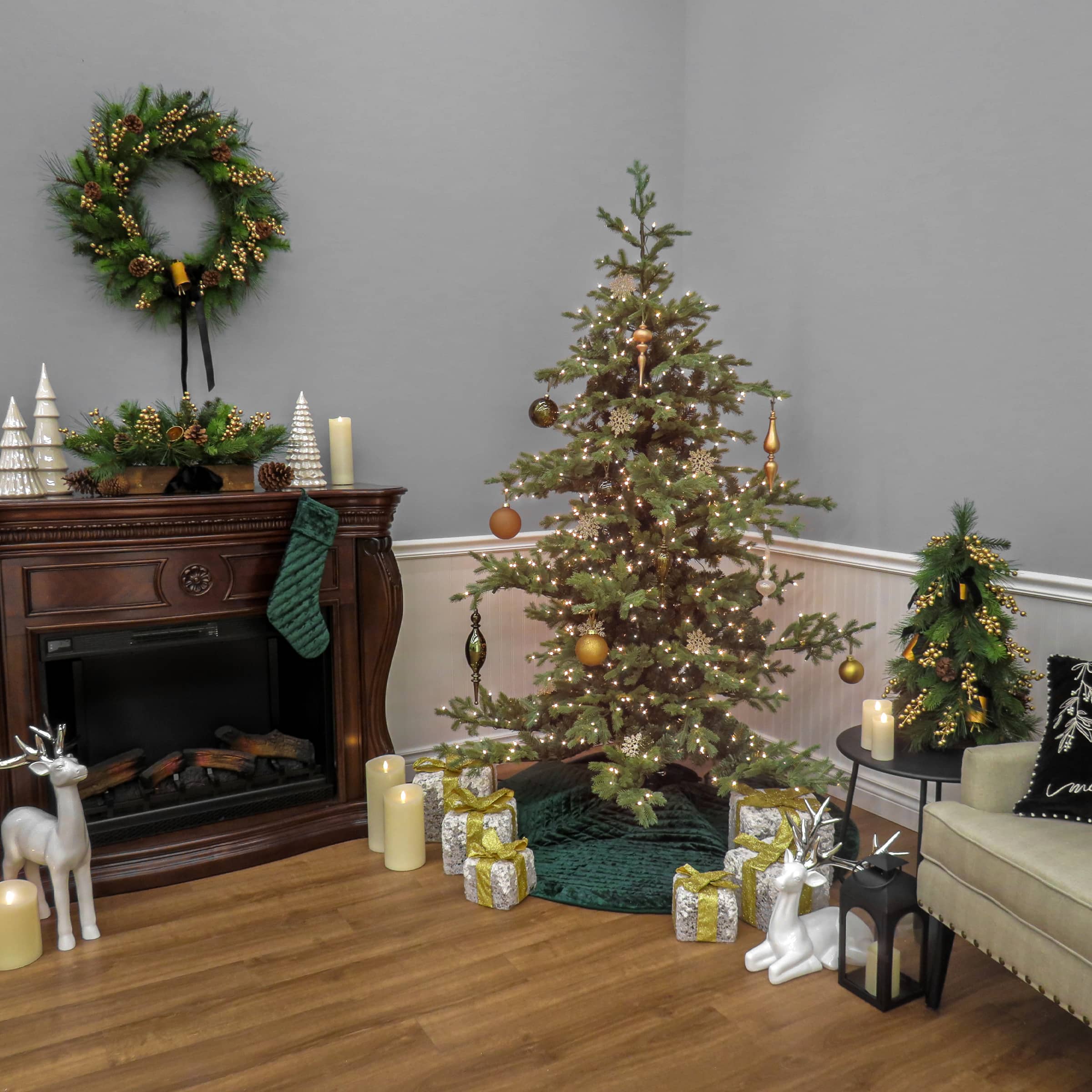7.5ft. Pre-Lit Decorator Artificial Christmas Tree, Clear Lights