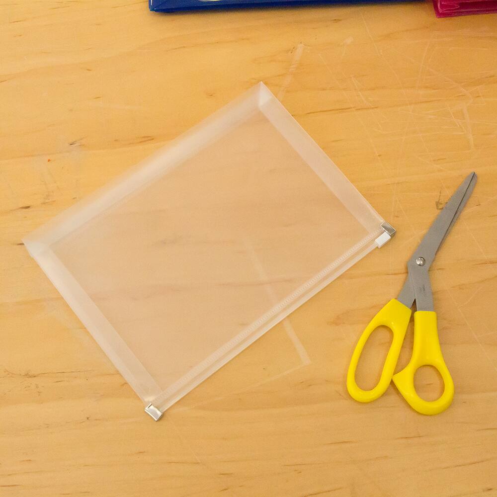 JAM Paper 4.5" x 6.5" Clear Plastic Zip Closure Envelopes, 12ct.