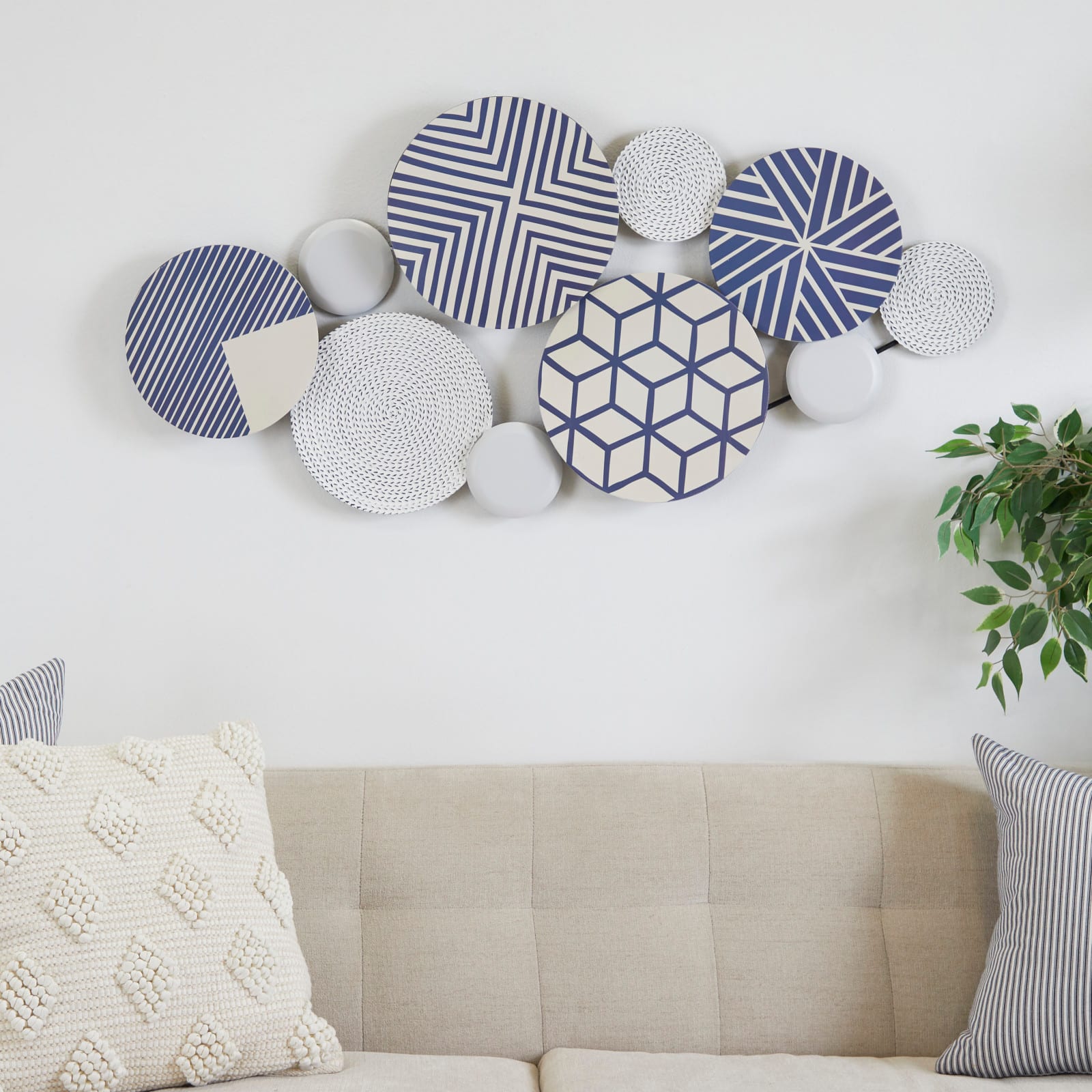 CosmoLiving by Cosmopolitan 46&#x22; Metal Plates with Intricate Patterns Wall D&#xE9;cor