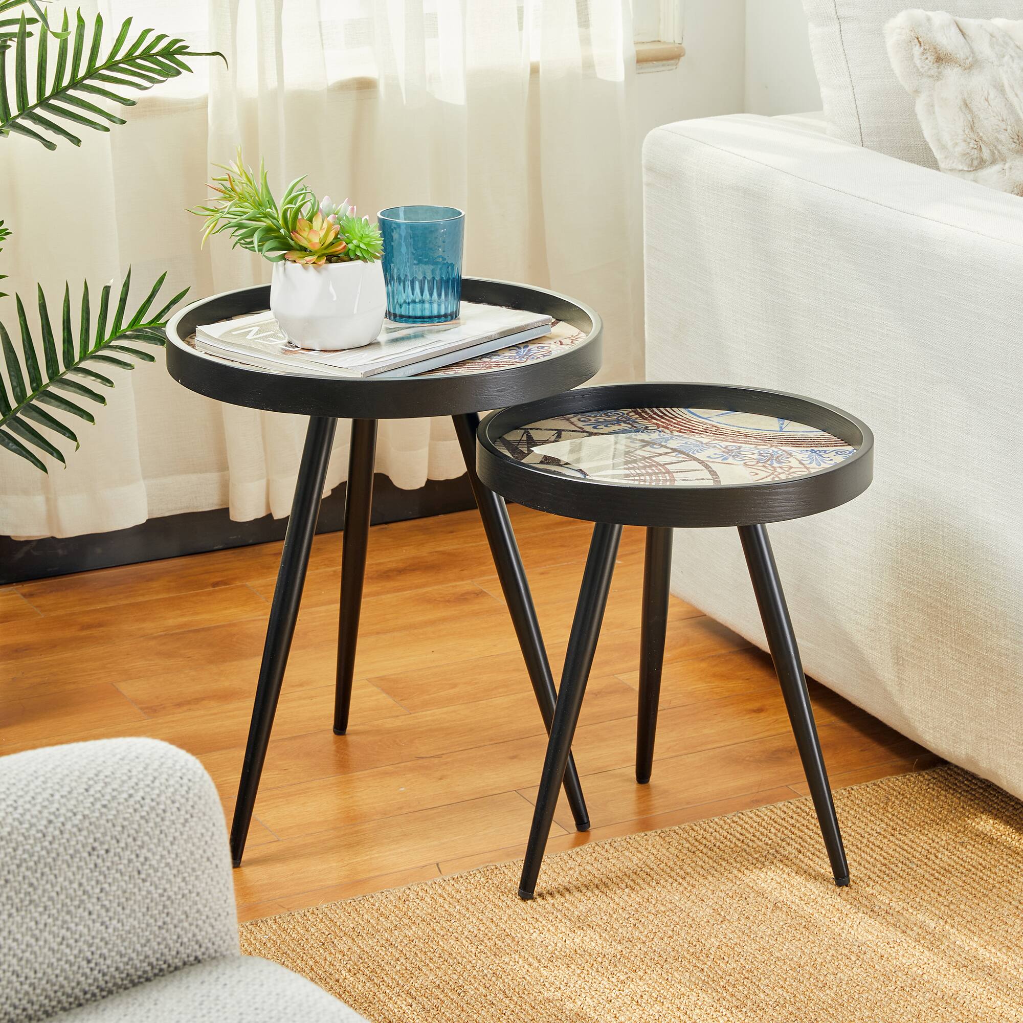 Glitzhome&#xAE; Nesting Side Table with Polygonal Star Pattern Tray Top Set