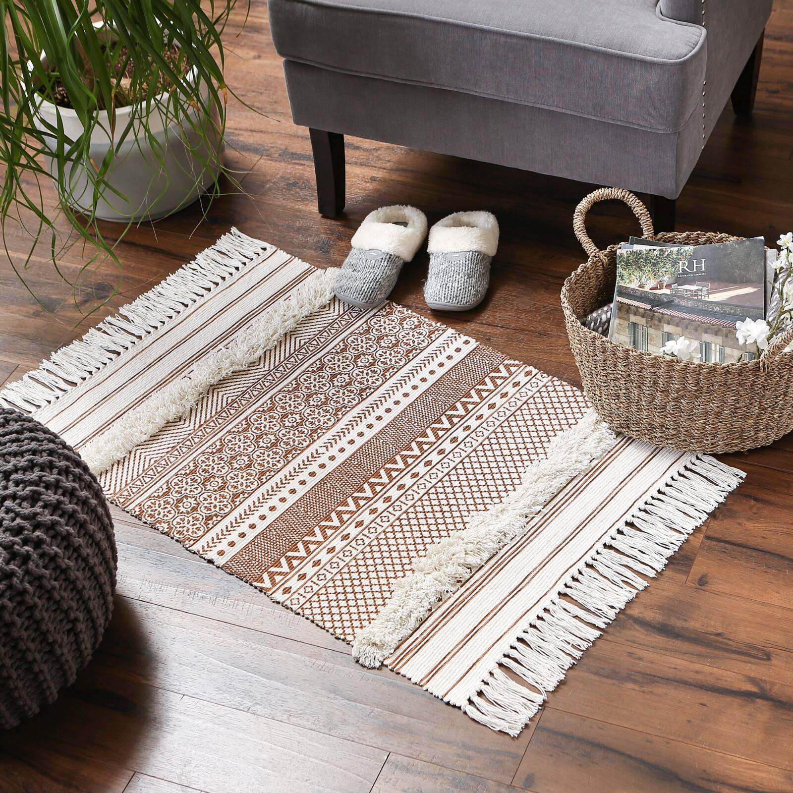 DII&#xAE; Shabby Chic Textured Hand-Loomed Shag Rug