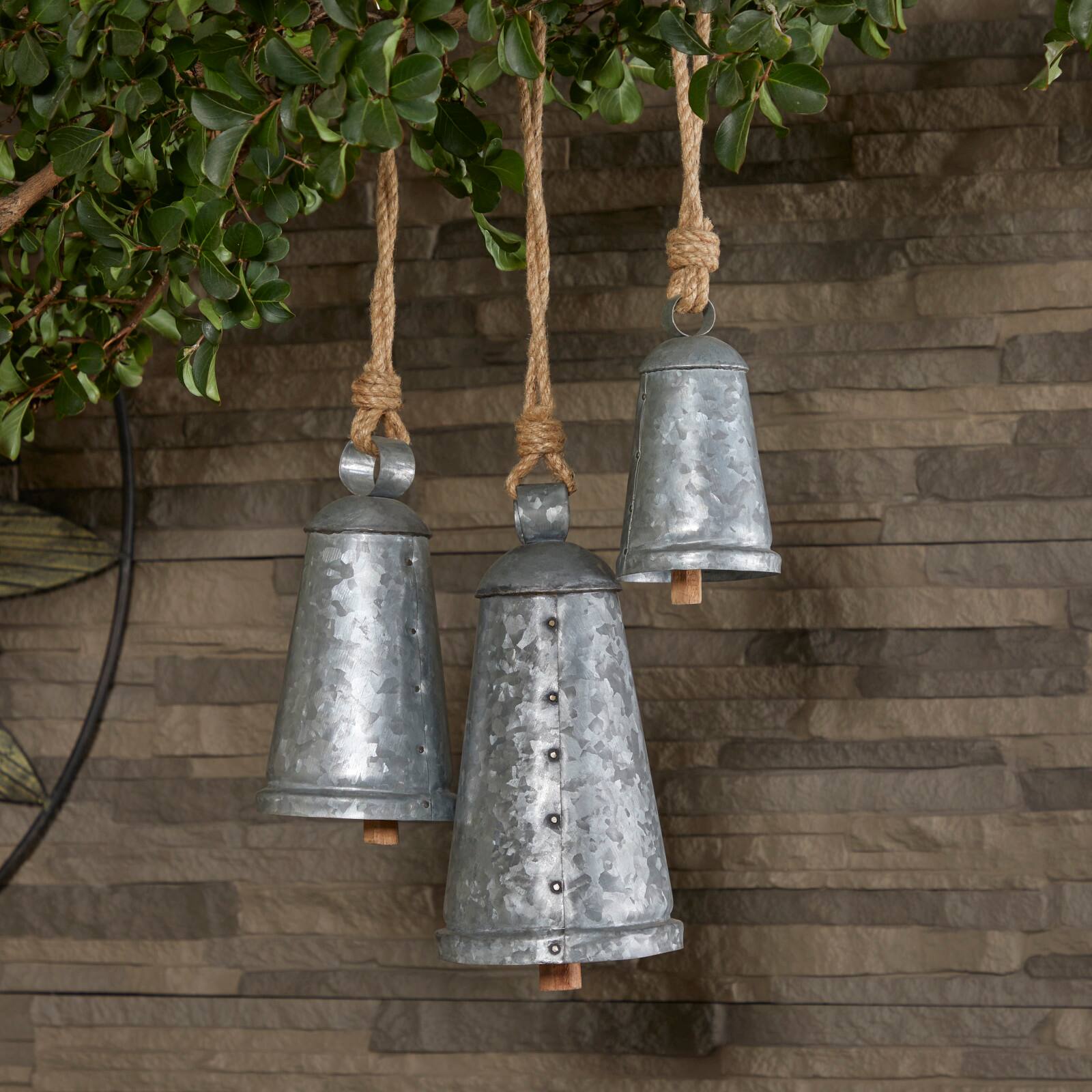 Gray Metal Rustic Windchime Set