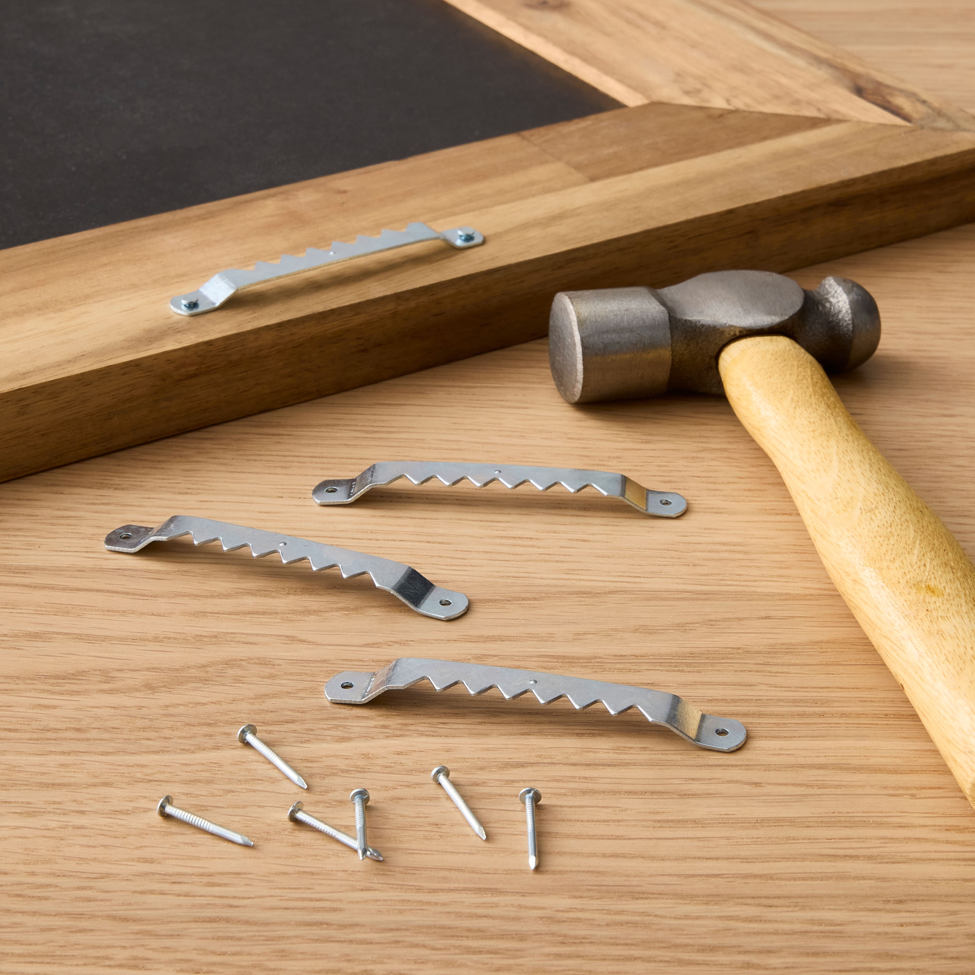 Large Sawtooth Hanger Value Pack by Studio Décor®