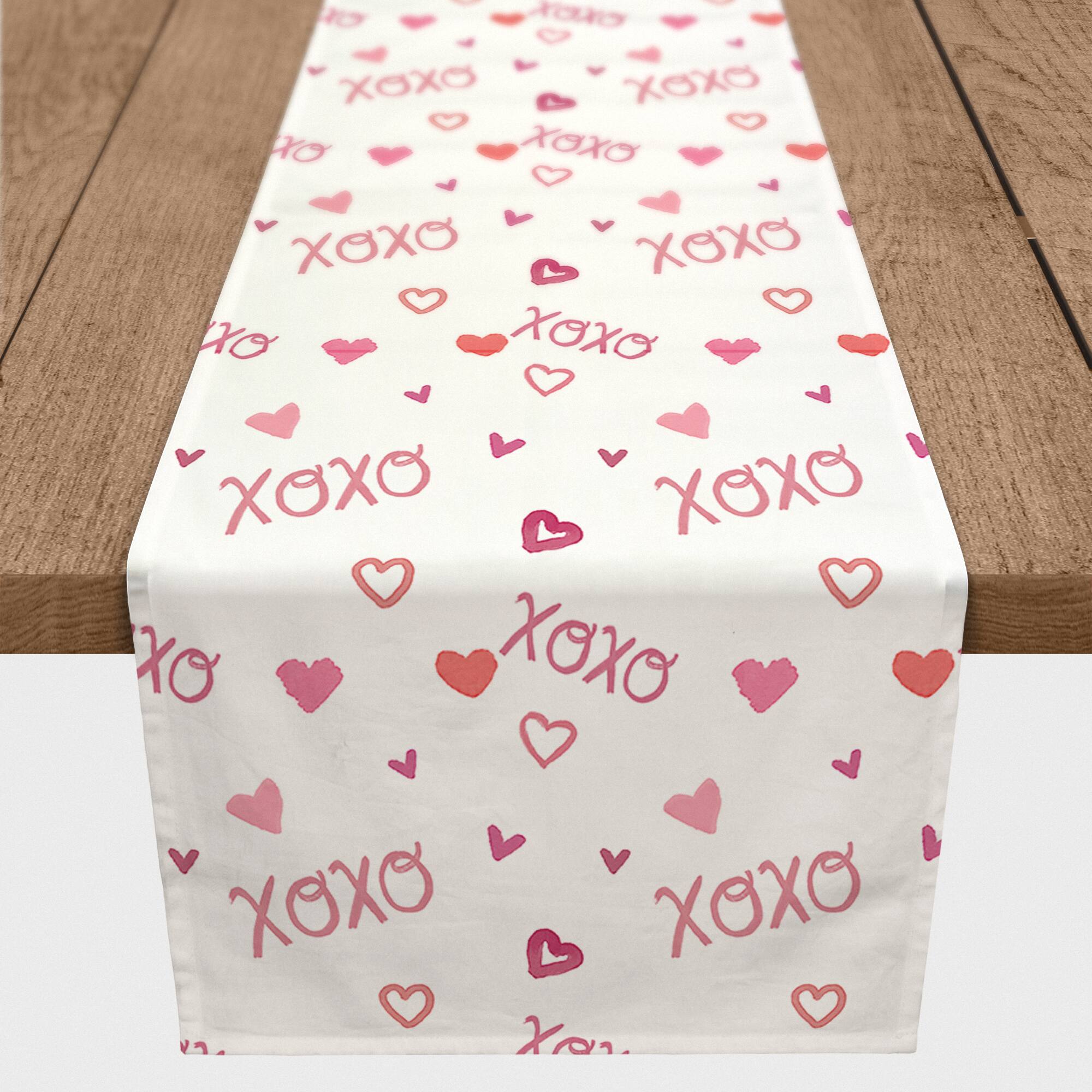 XOXO Pattern 16" x 72" Cotton Twill Runner
