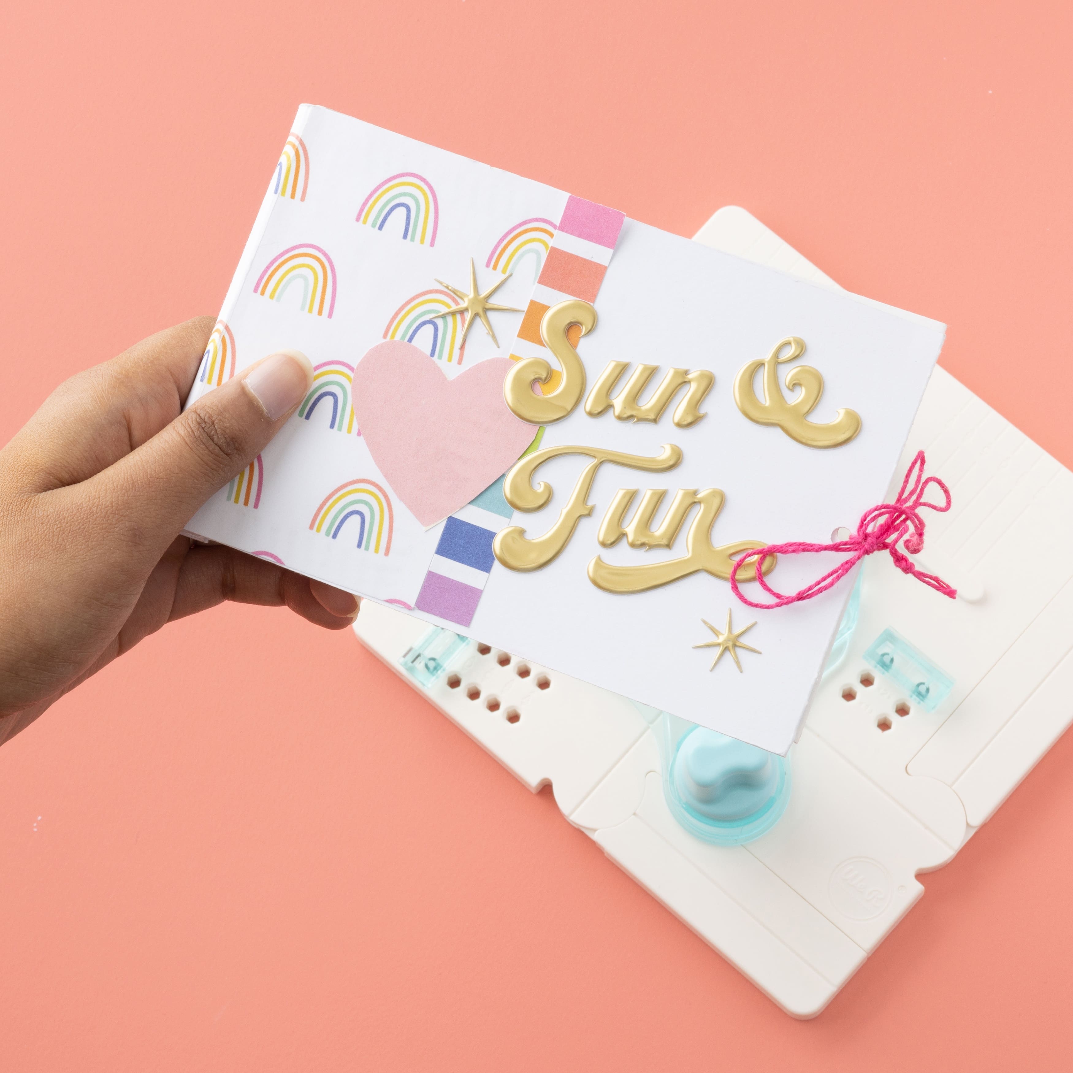 We R Memory Keepers&#xAE; Journal Pocket Punch Board