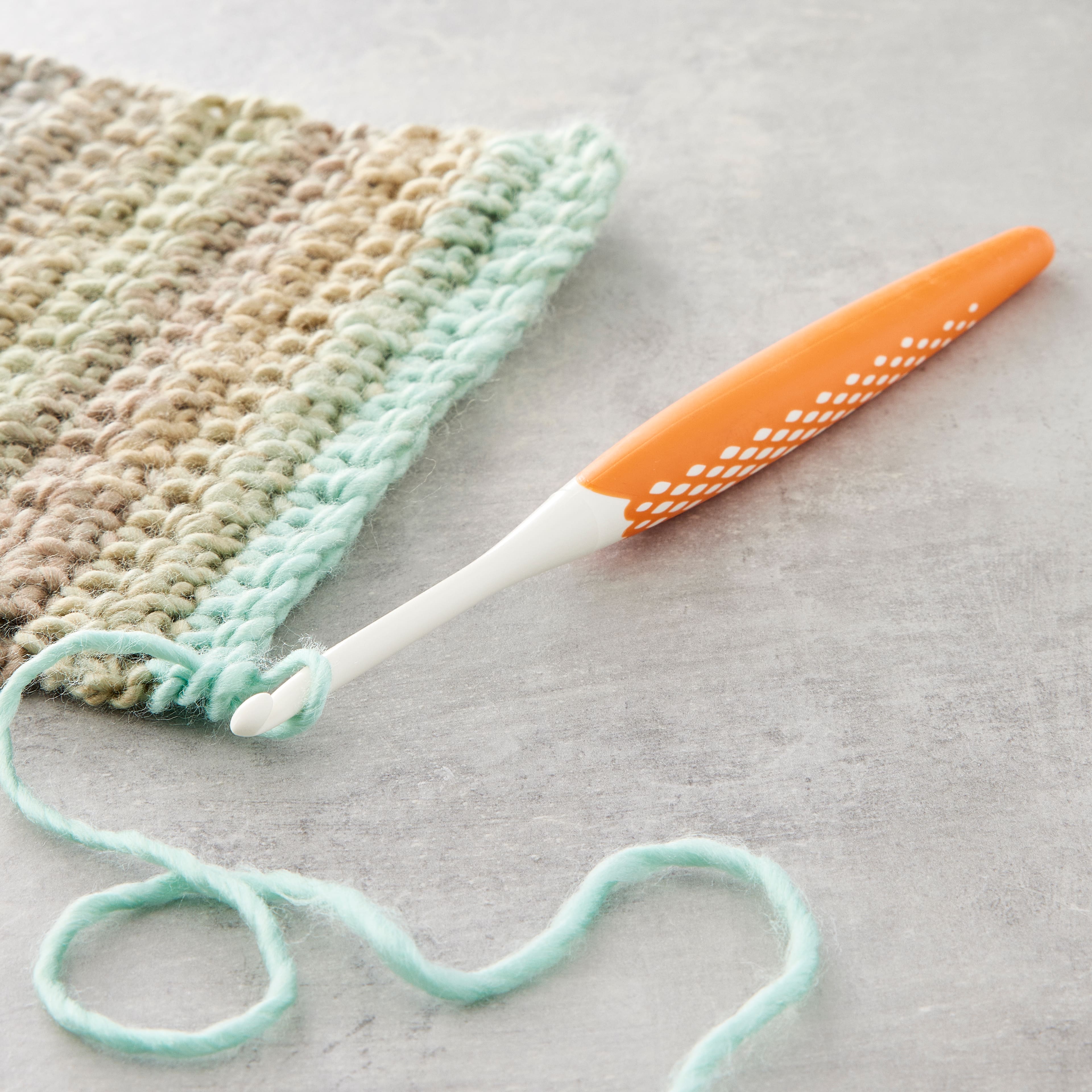 Prym® Ergonomics Crochet Hook