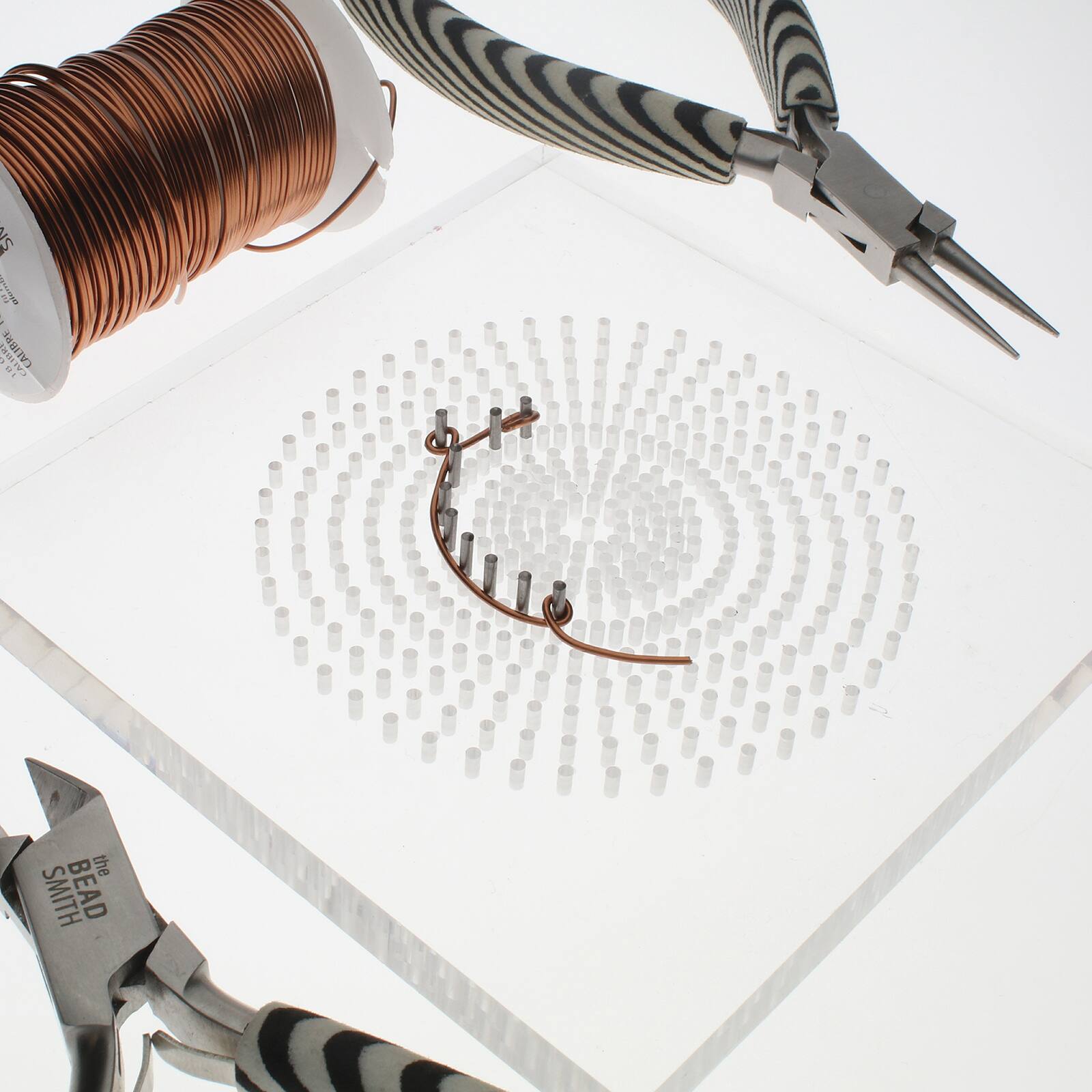 The Beadsmith® Wig Jig® Cyclops Acrylic Jig