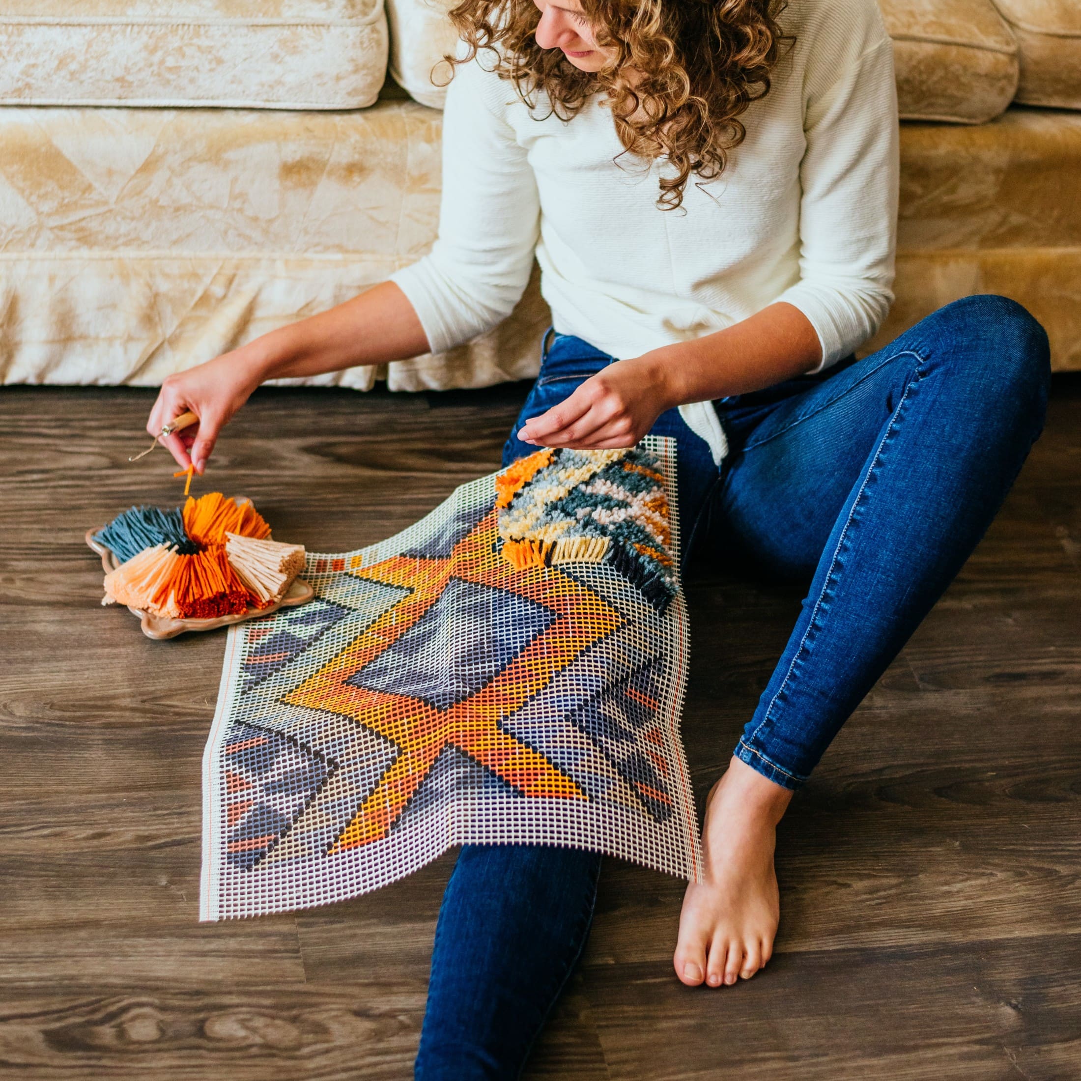 LoRan® Latch-Stitch™ Kilim Pillow Kit