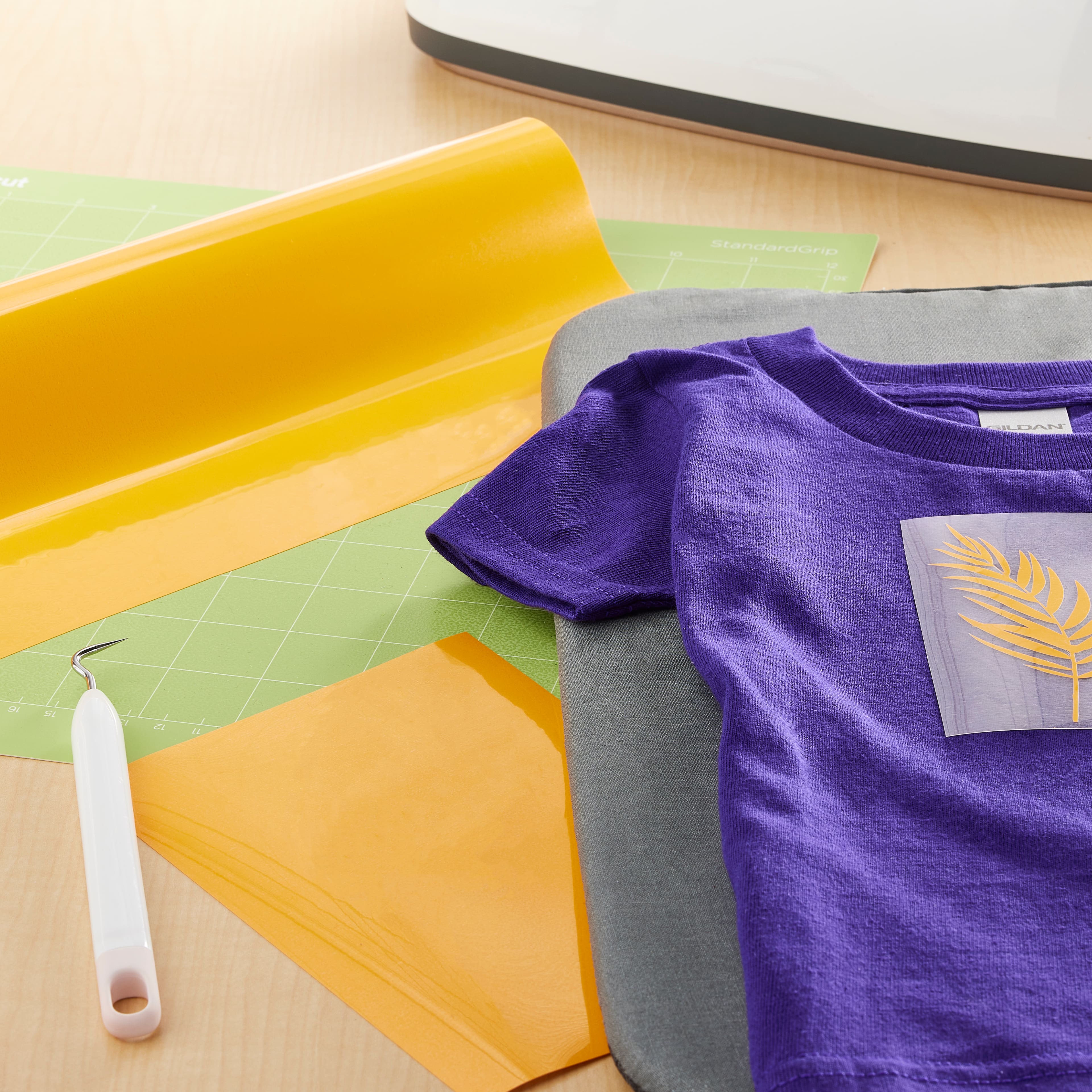 8 Pack: Siser&#xAE; EasyWeed&#xAE; Heat Transfer Vinyl