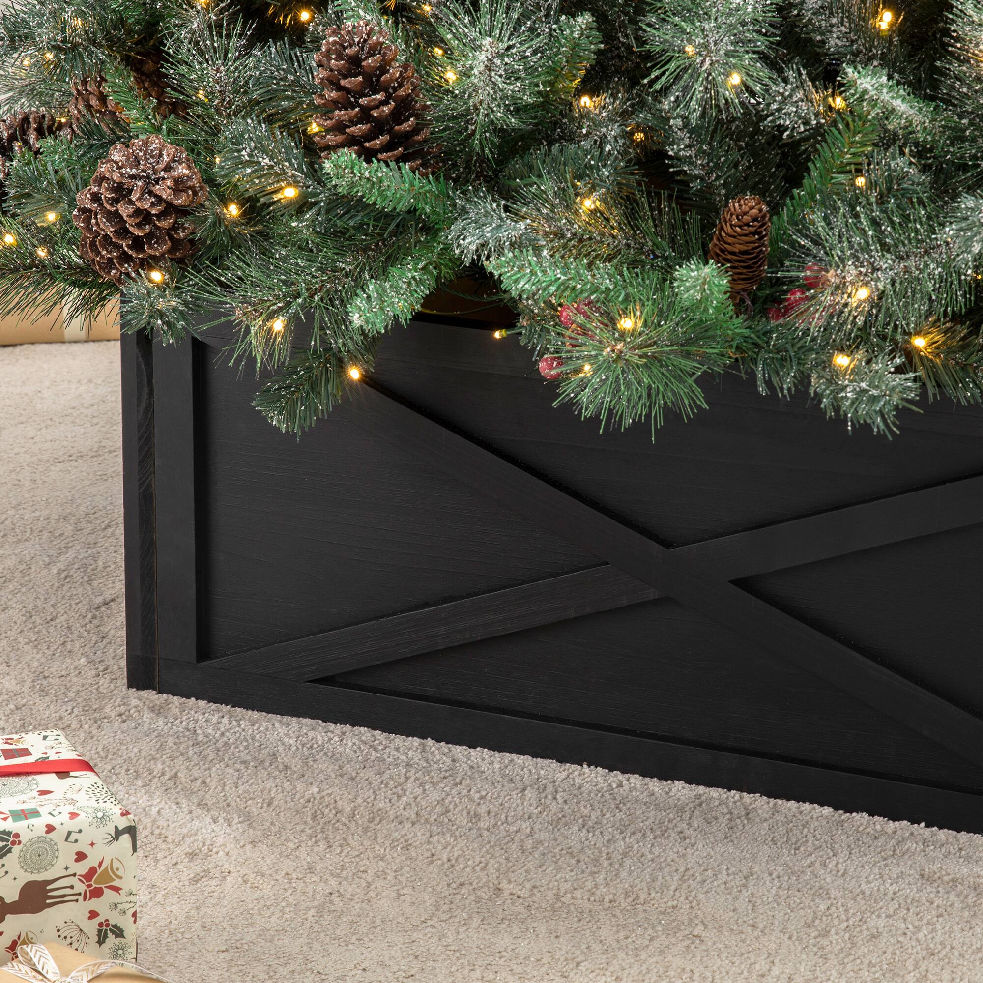 Glitzhome&#xAE; Black Wood Tree Collar