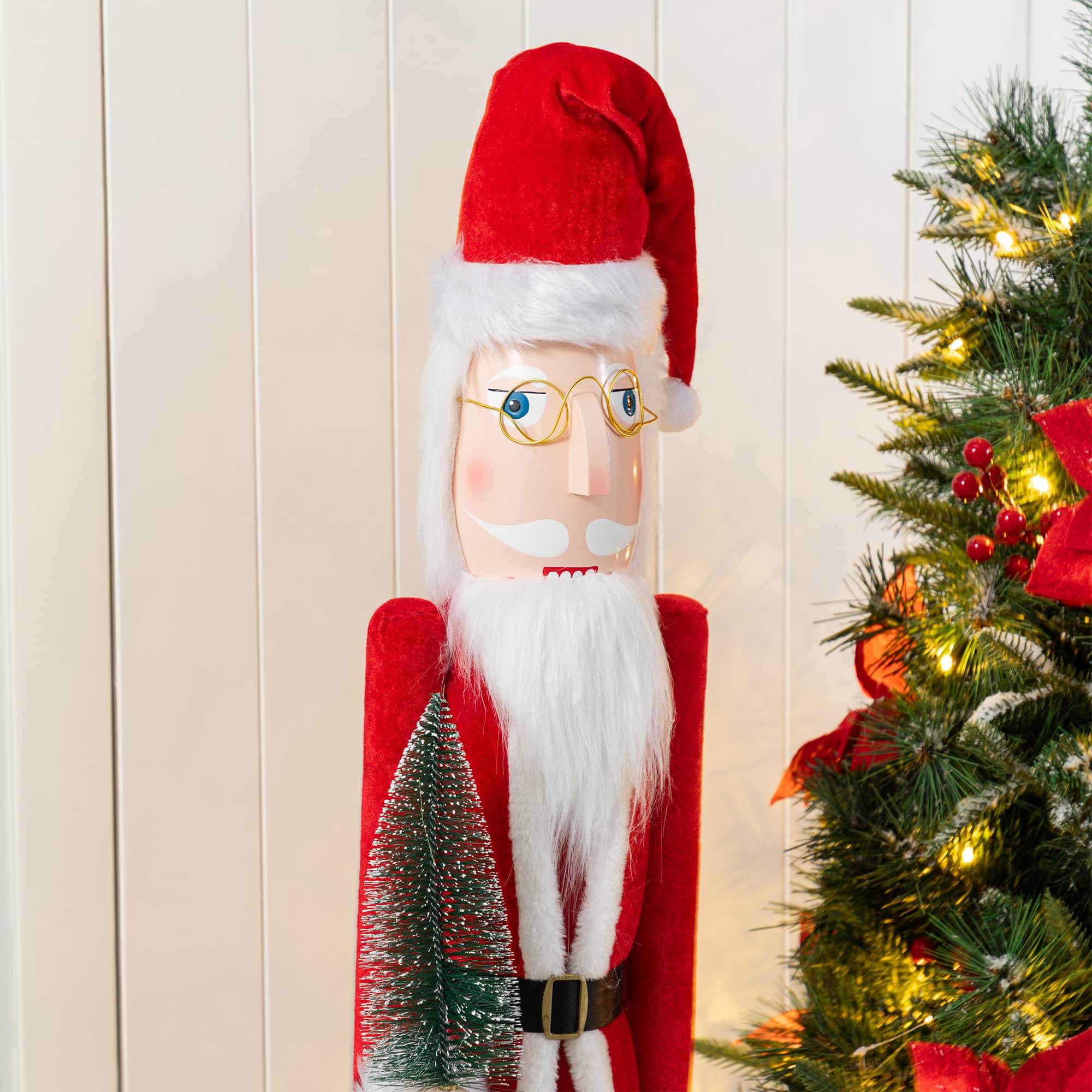 Glitzhome&#xAE; 42&#x22;H Wooden Christmas Santa Nutcracker