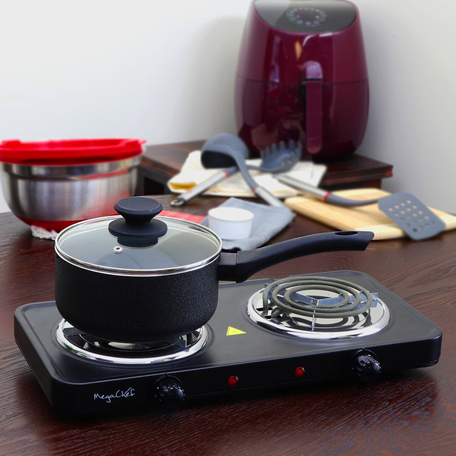 Oster Ashford 2qt. Black Aluminum Nonstick Sauce Pan With Tempered Glass Lid