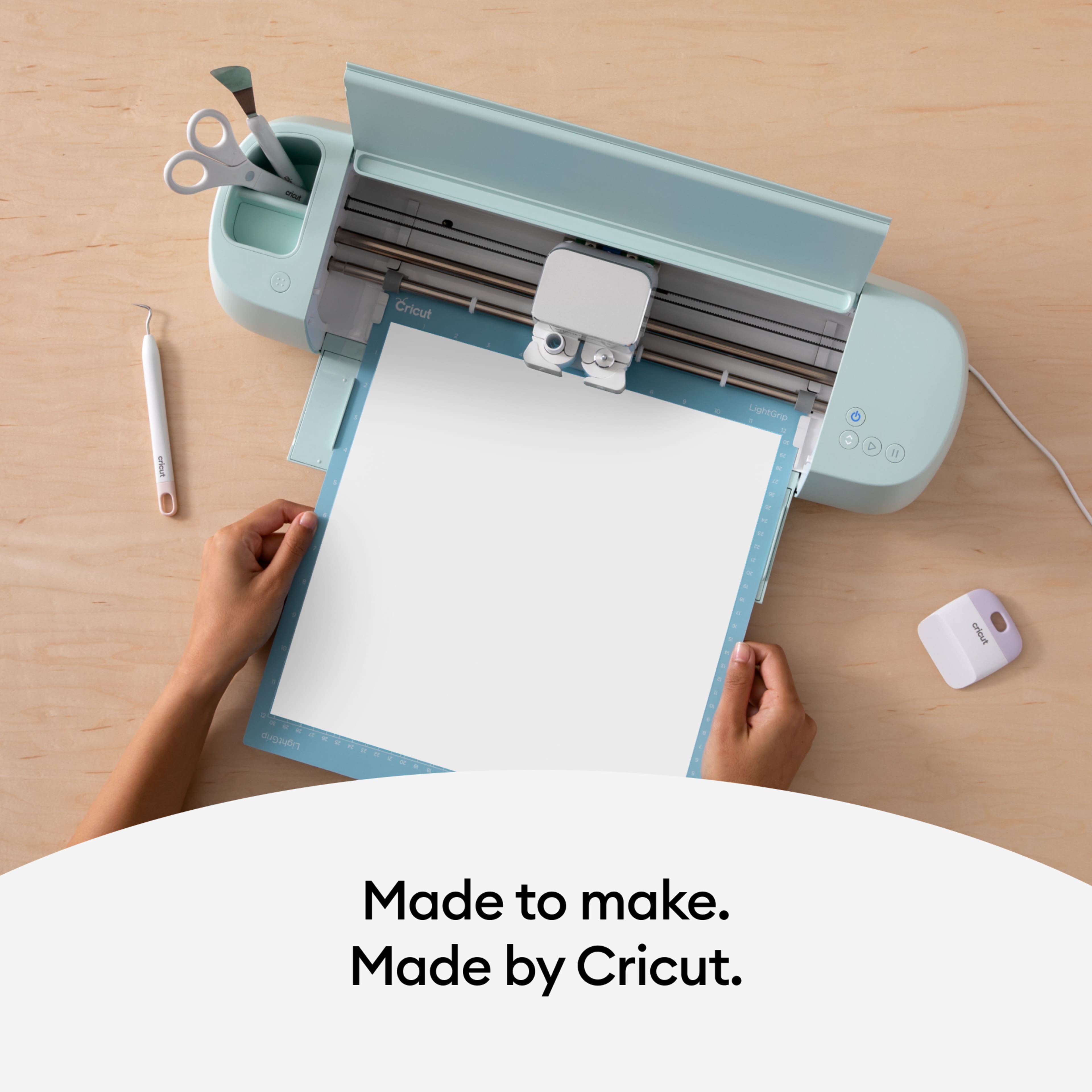 Cricut&#xAE; UV-Activated Colour-Changing Iron-On