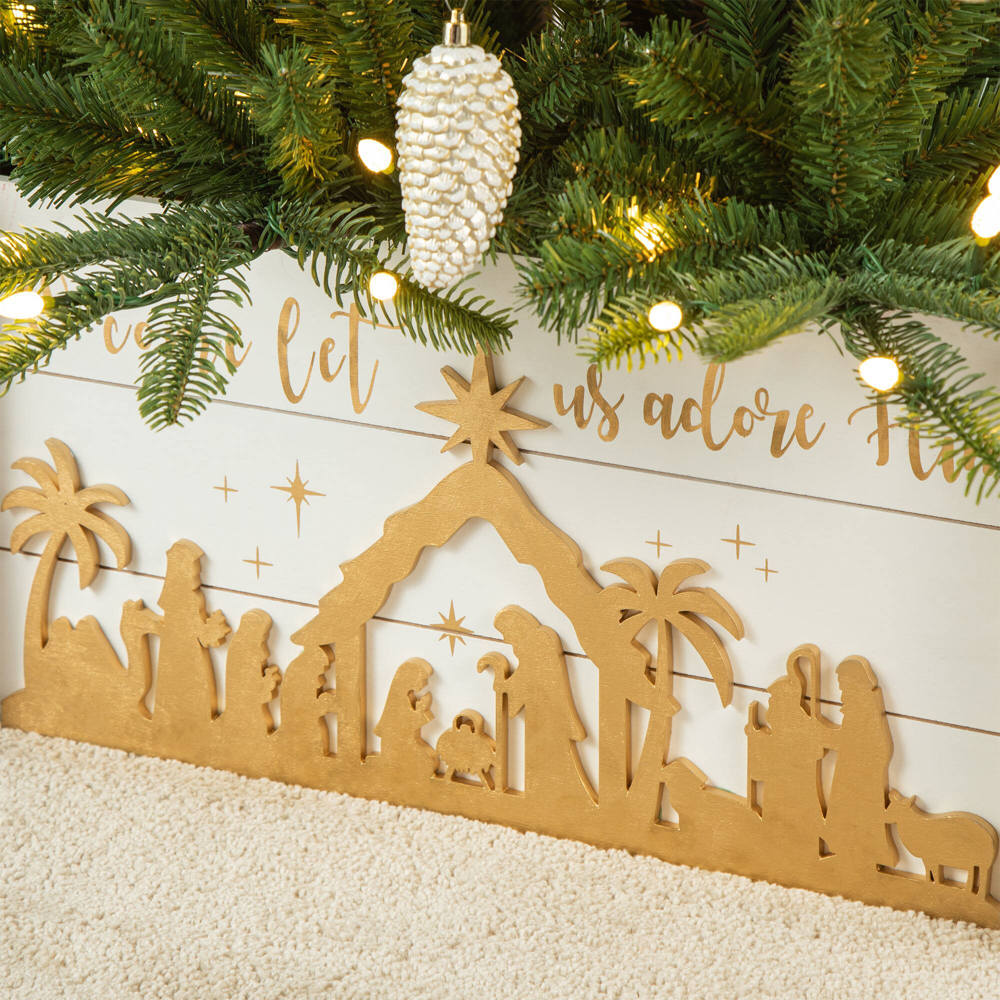 Glitzhome&#xAE; 24&#x22; Nativity Scene Tree Collar