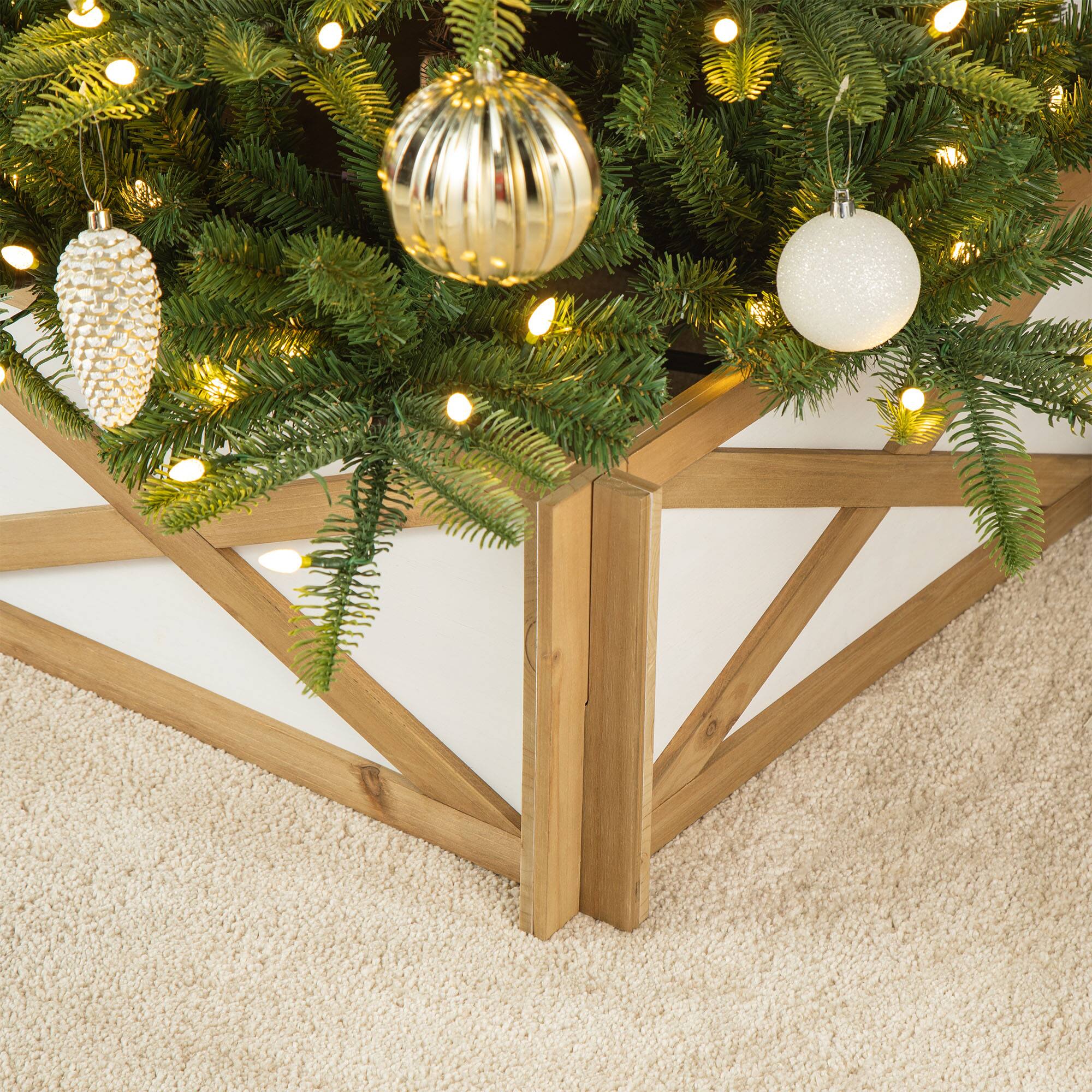 Glitzhome&#xAE; Natural &#x26; White Wood Tree Collar