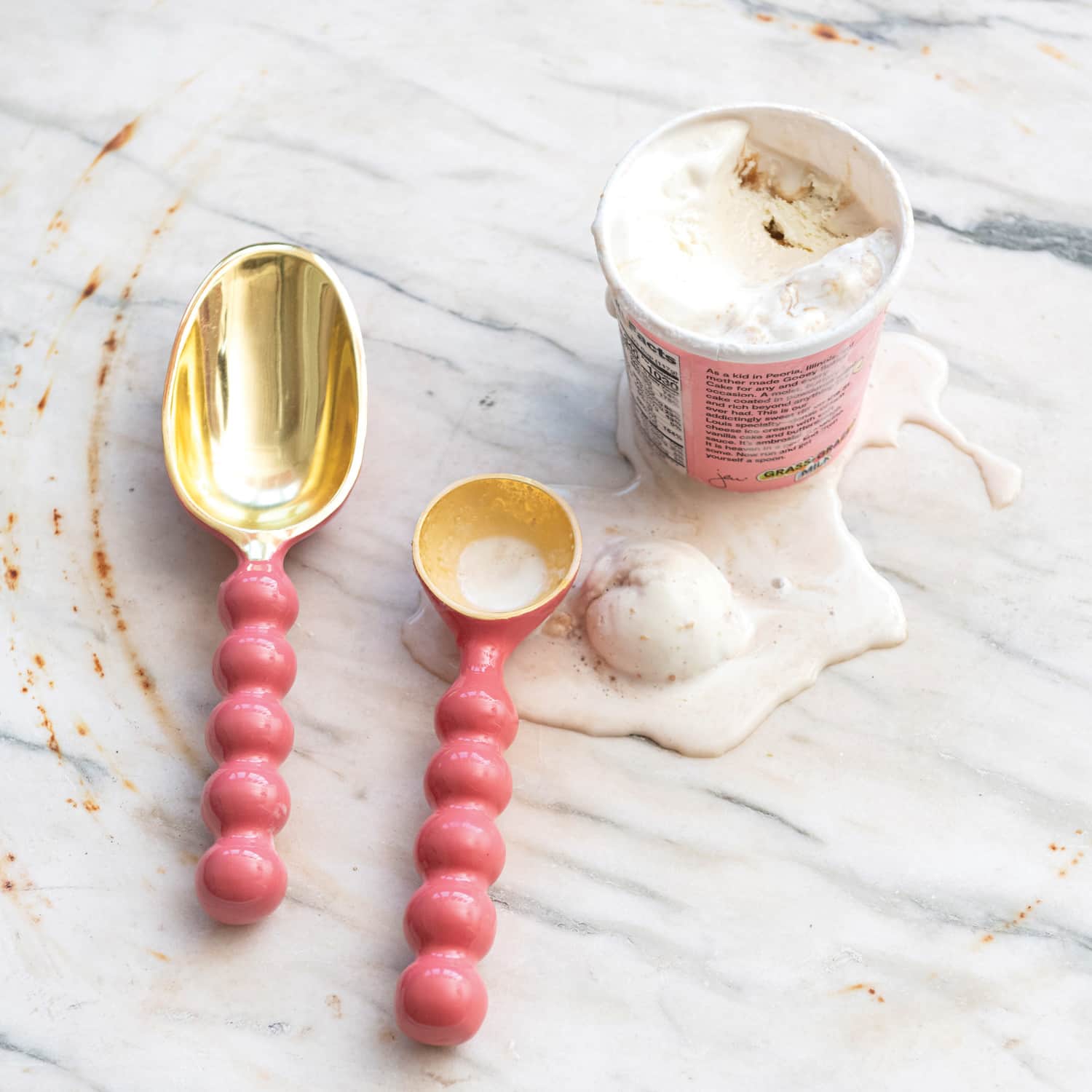 Hello Honey&#xAE; 9.5&#x22; Pink &#x26; Gold Enameled Aluminum Kitchen Scoop