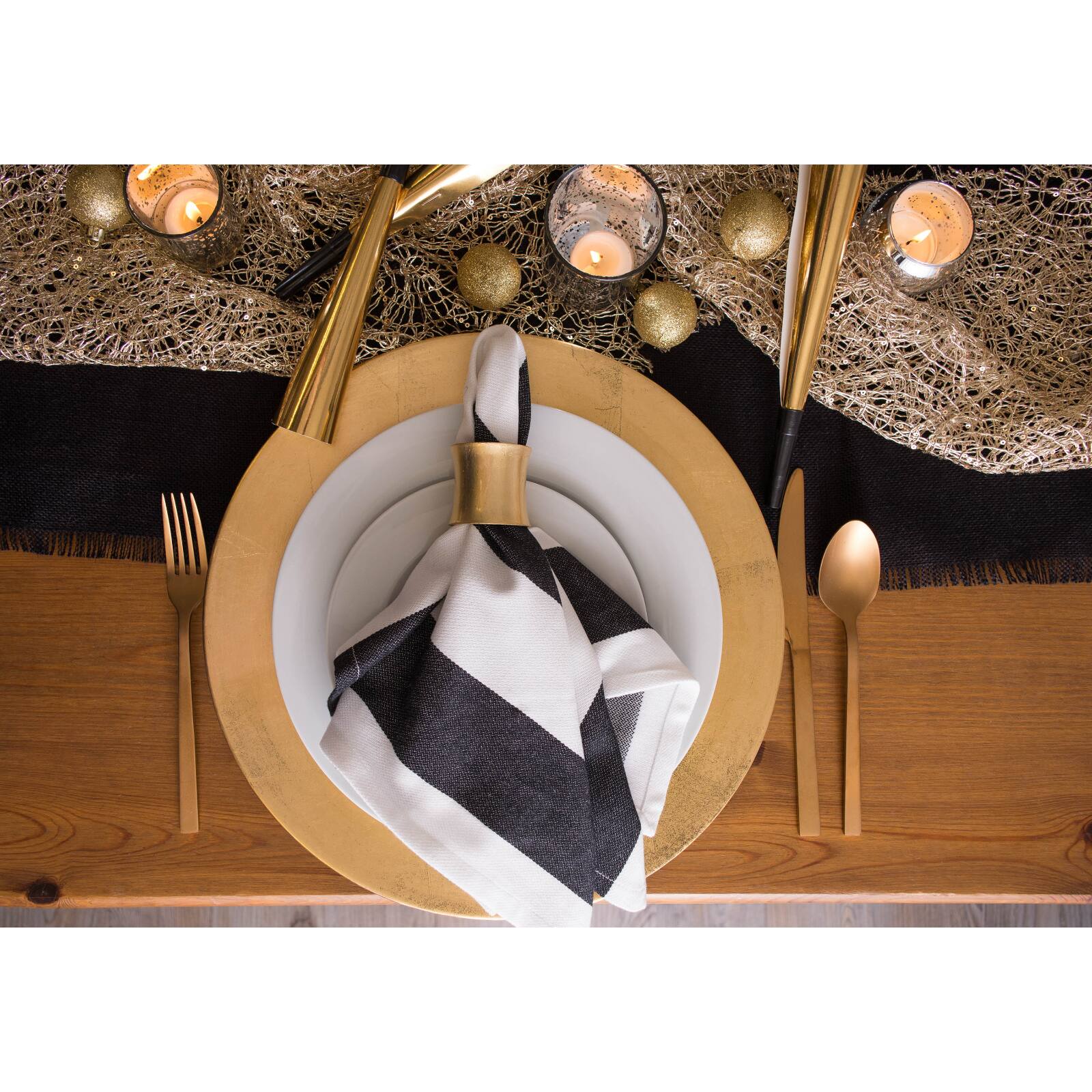 DII&#xAE; 10ft. Sequin Mesh Table Runner Roll