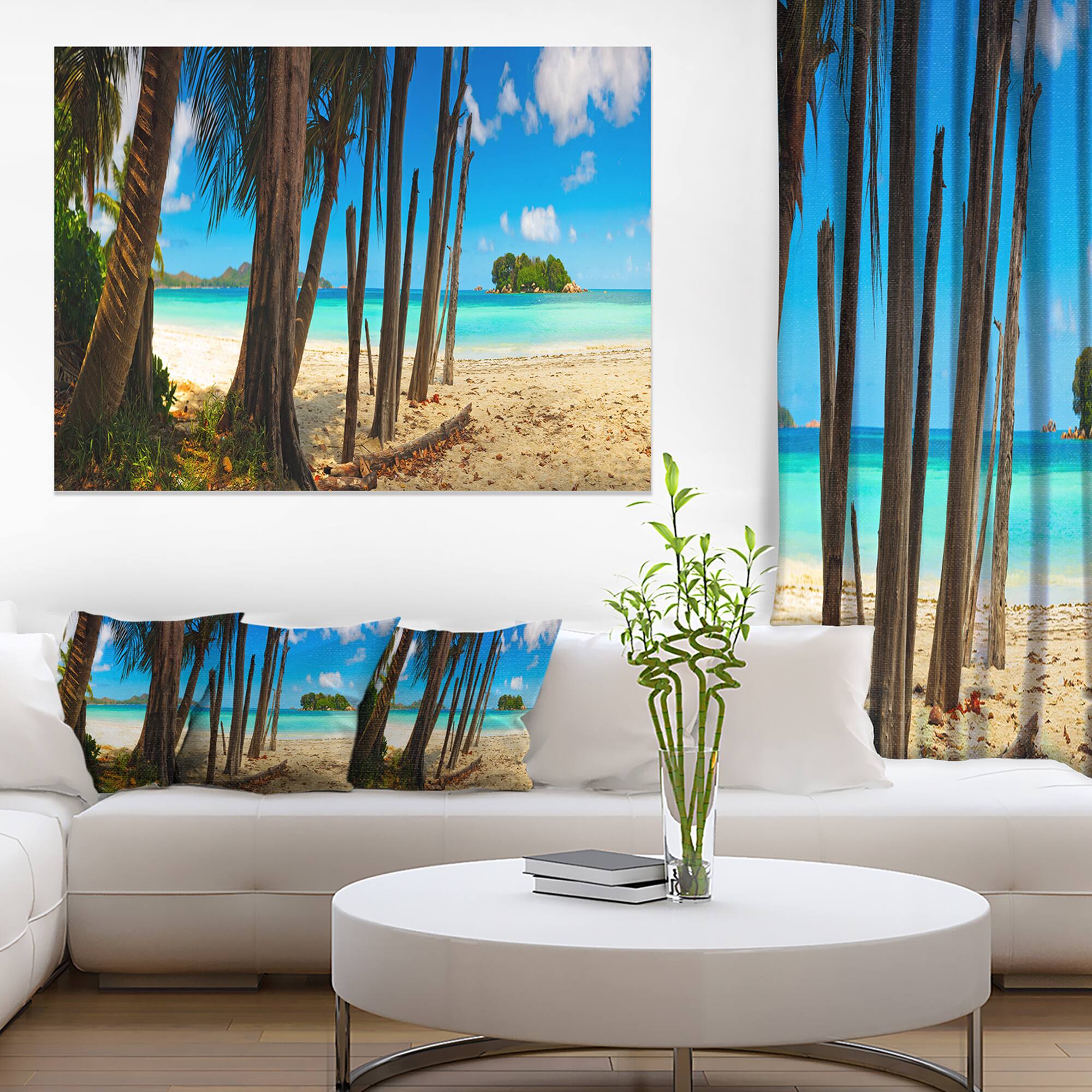 Designart - Praslin Island Tropical Beach Panorama - Modern Seascape Canvas Artwork