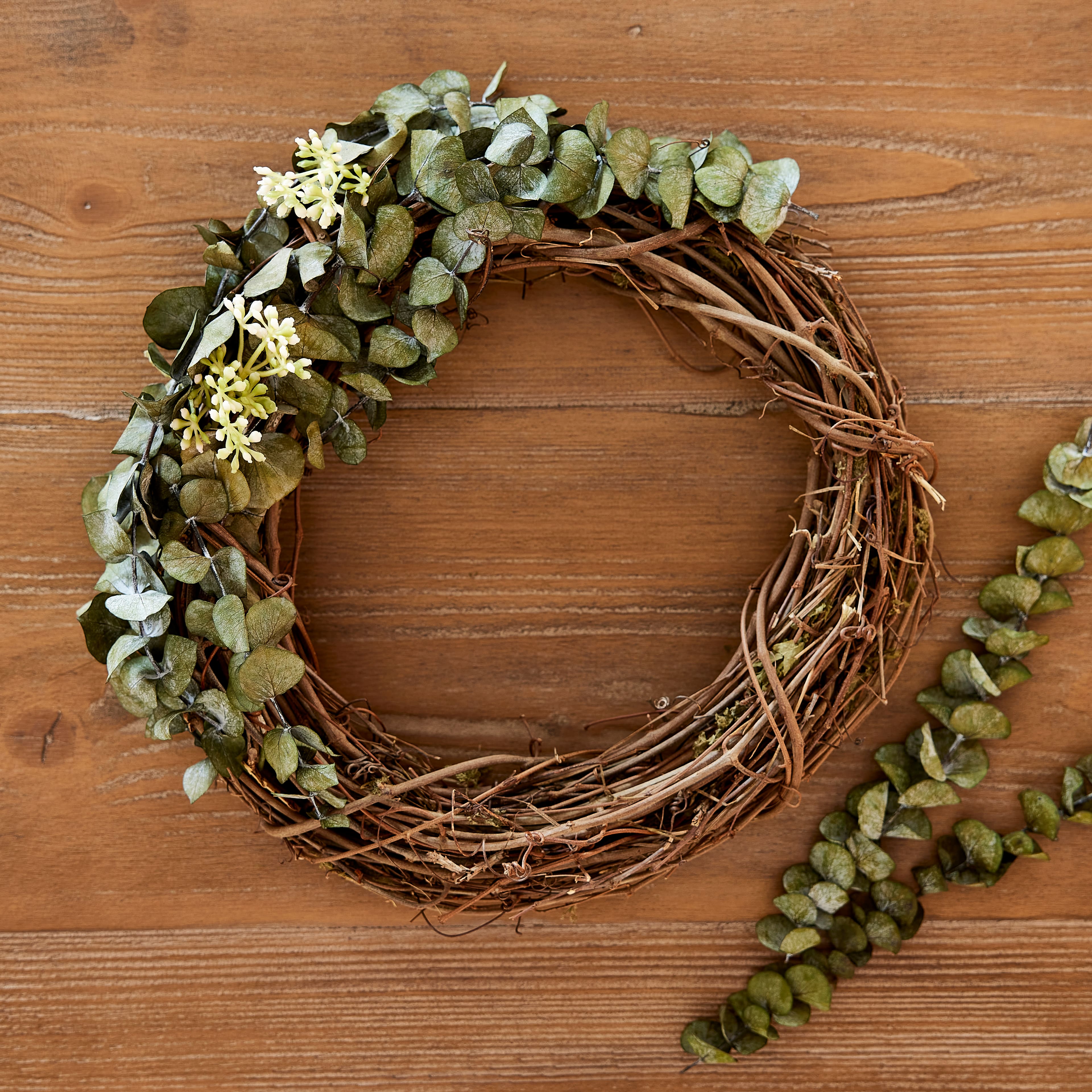 10&#x22; Grapevine Wreath by Ashland&#xAE;