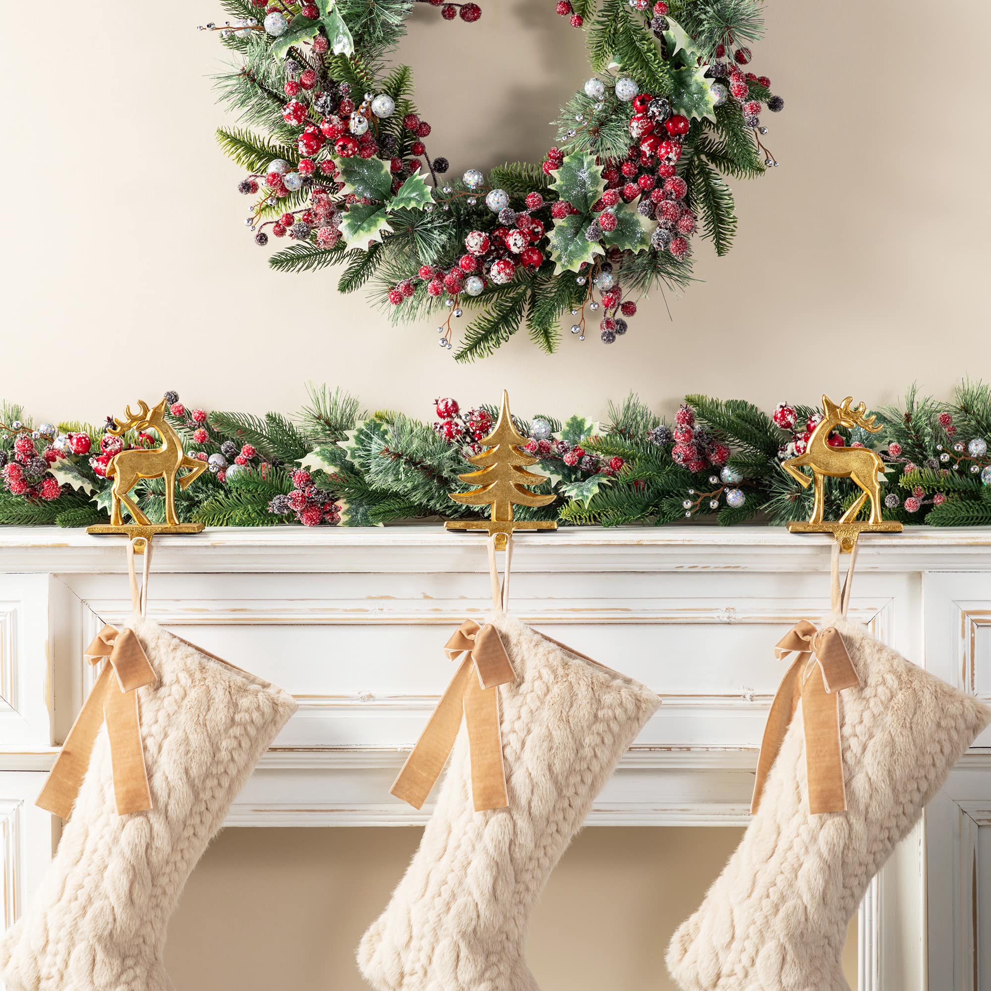 Glitzhome&#xAE; Christmas Resin Tree and Reindeer Stocking Holder Set