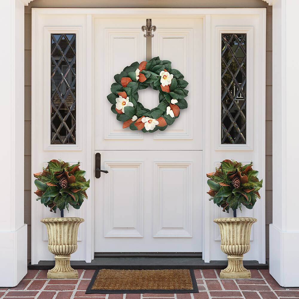 24&#x22; Magnolia Wreath 