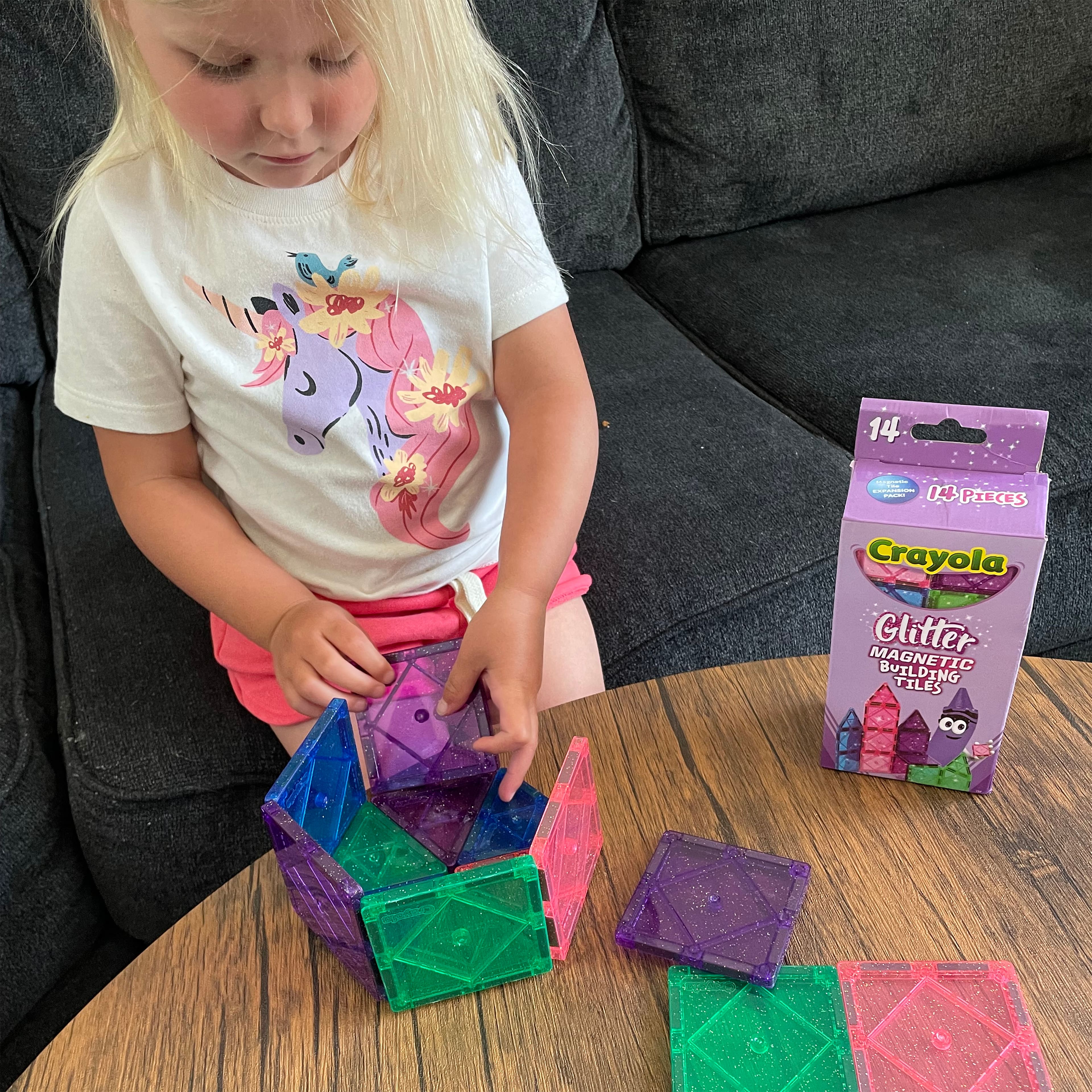 Crayola&#xAE; 14 Piece Glitter Magnetic Building Tiles