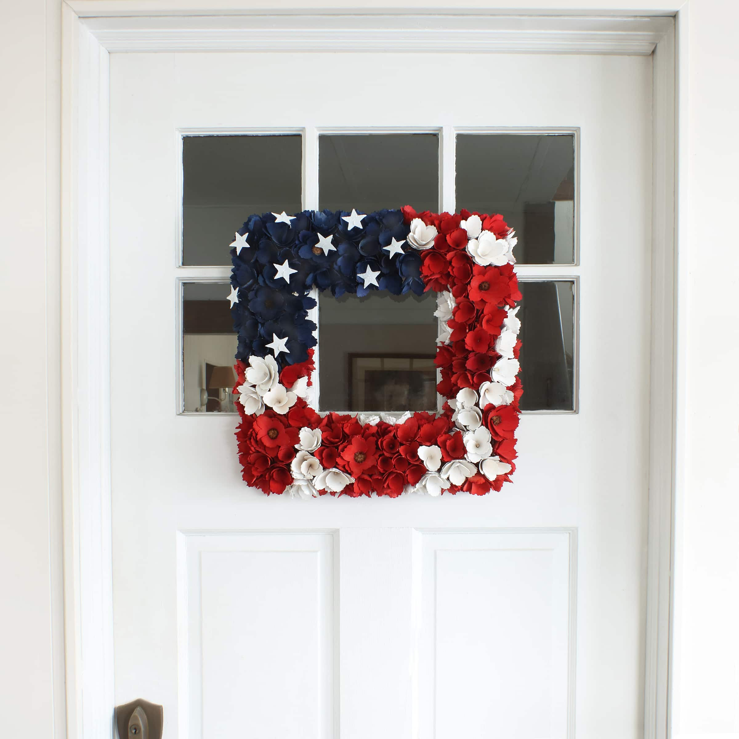 18&#x22; Patriotic Square Shape Wreath