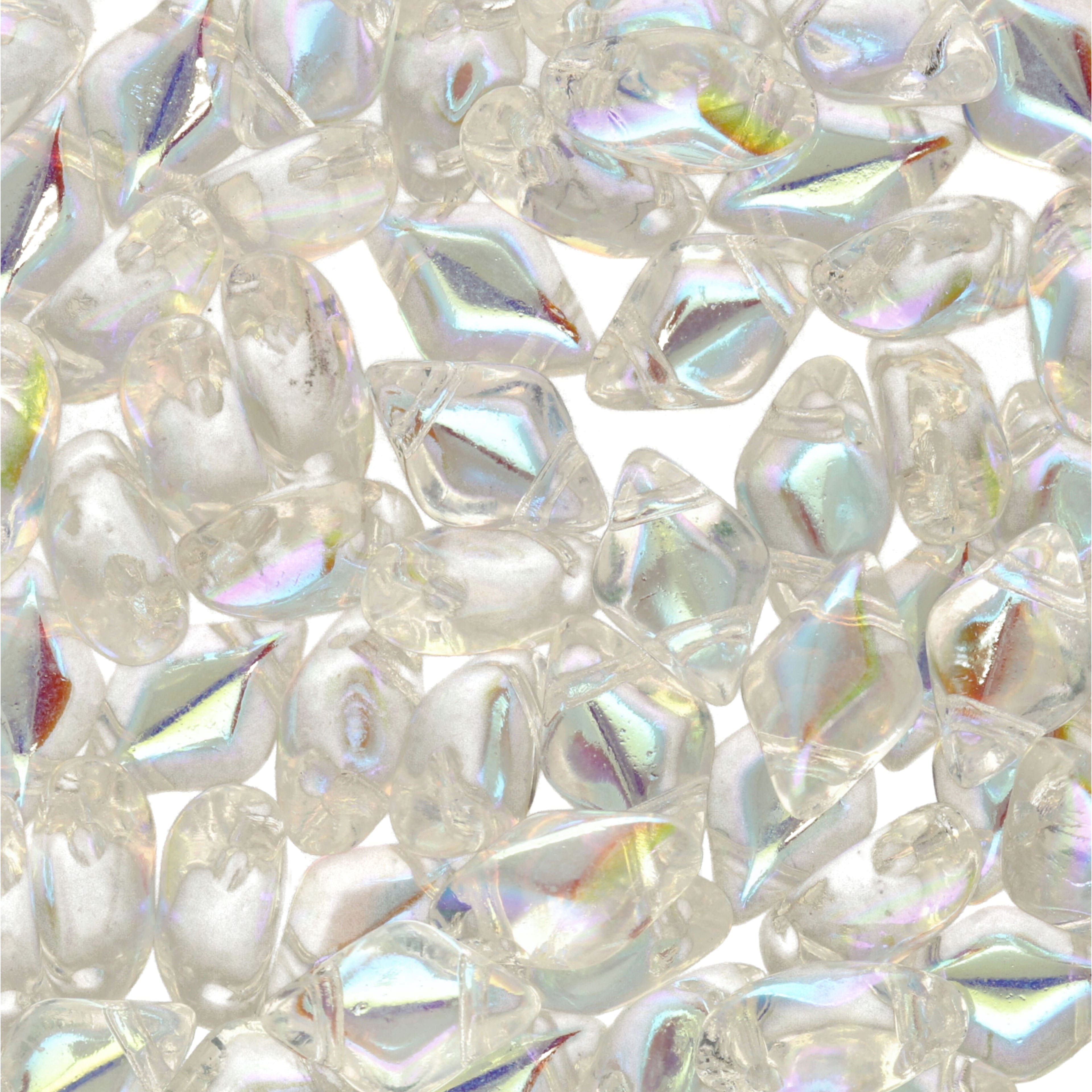 GemDUO&#x2122; 8mm 2-Hole Czech Glass Diamond Beads