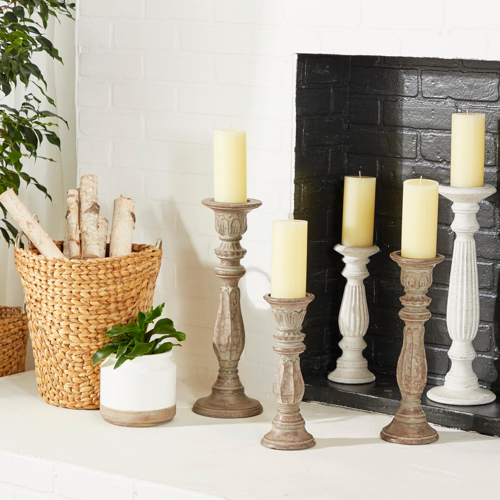 Brown Mango Wood Traditional Pillar Candle Holder Set