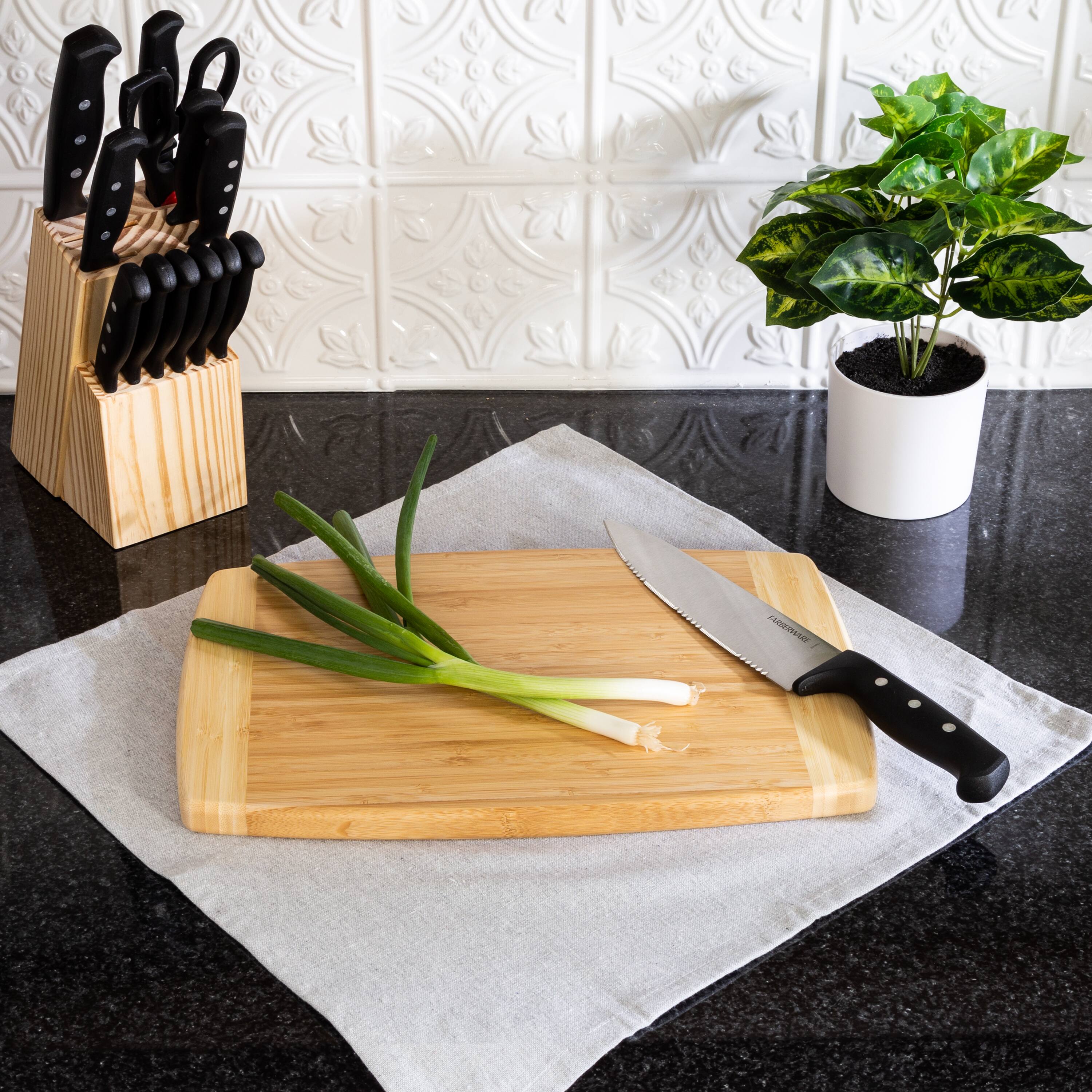 Honey Can Do Joyce Chen Burnished Bamboo Cutting Board, 10&#x27;&#x27; x 15&#x27;&#x27;