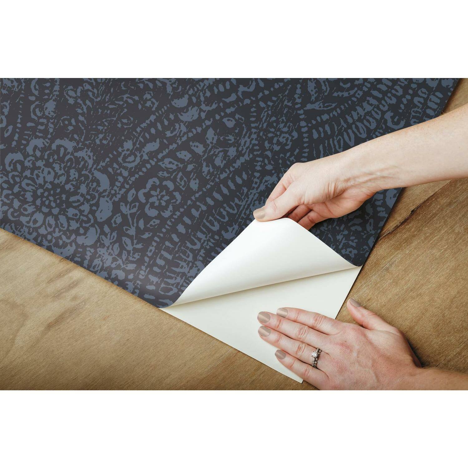 RoomMates Ornate Ogee Peel &#x26; Stick Wallpaper